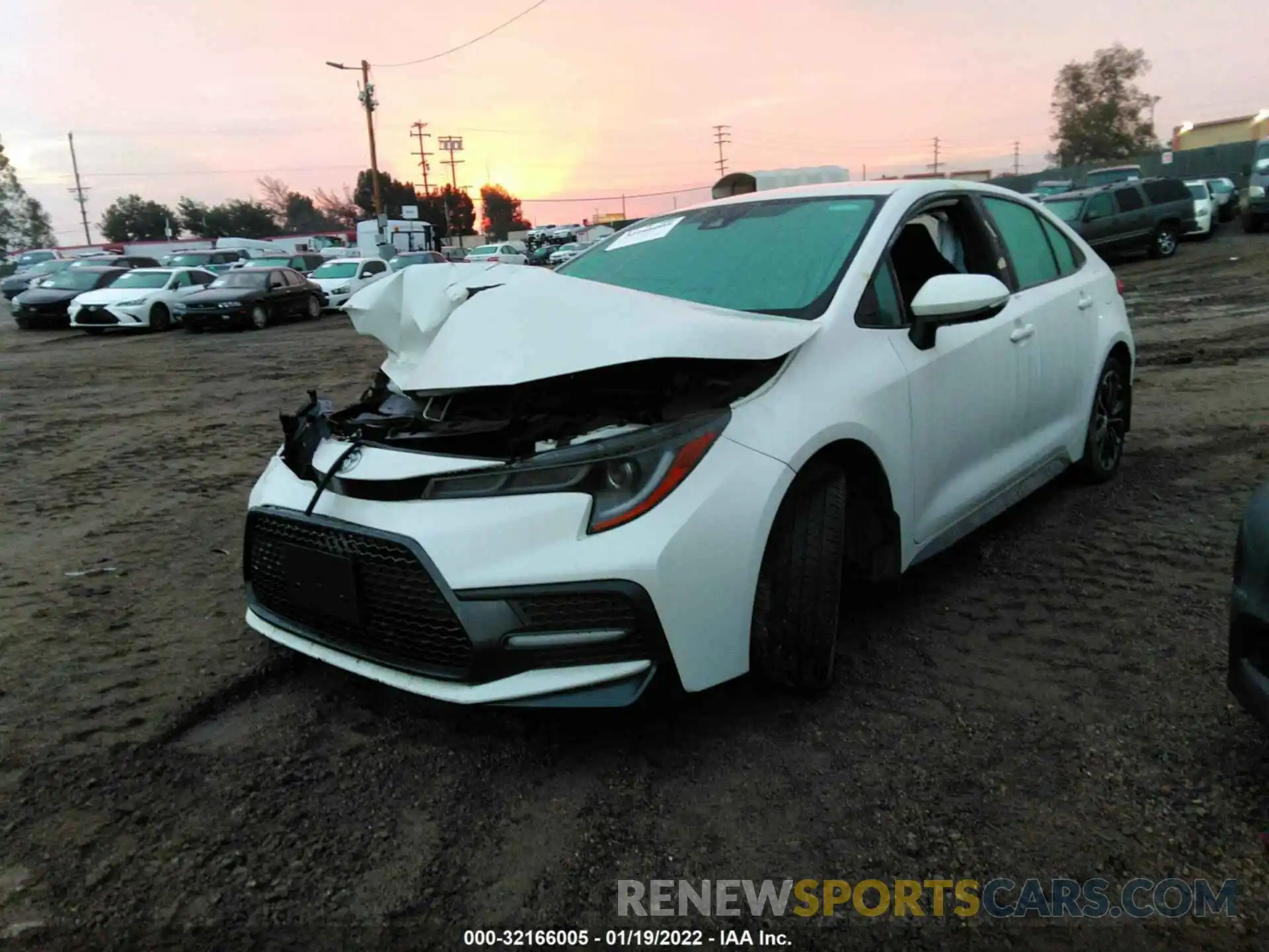 2 Photograph of a damaged car 5YFS4RCE7LP047318 TOYOTA COROLLA 2020