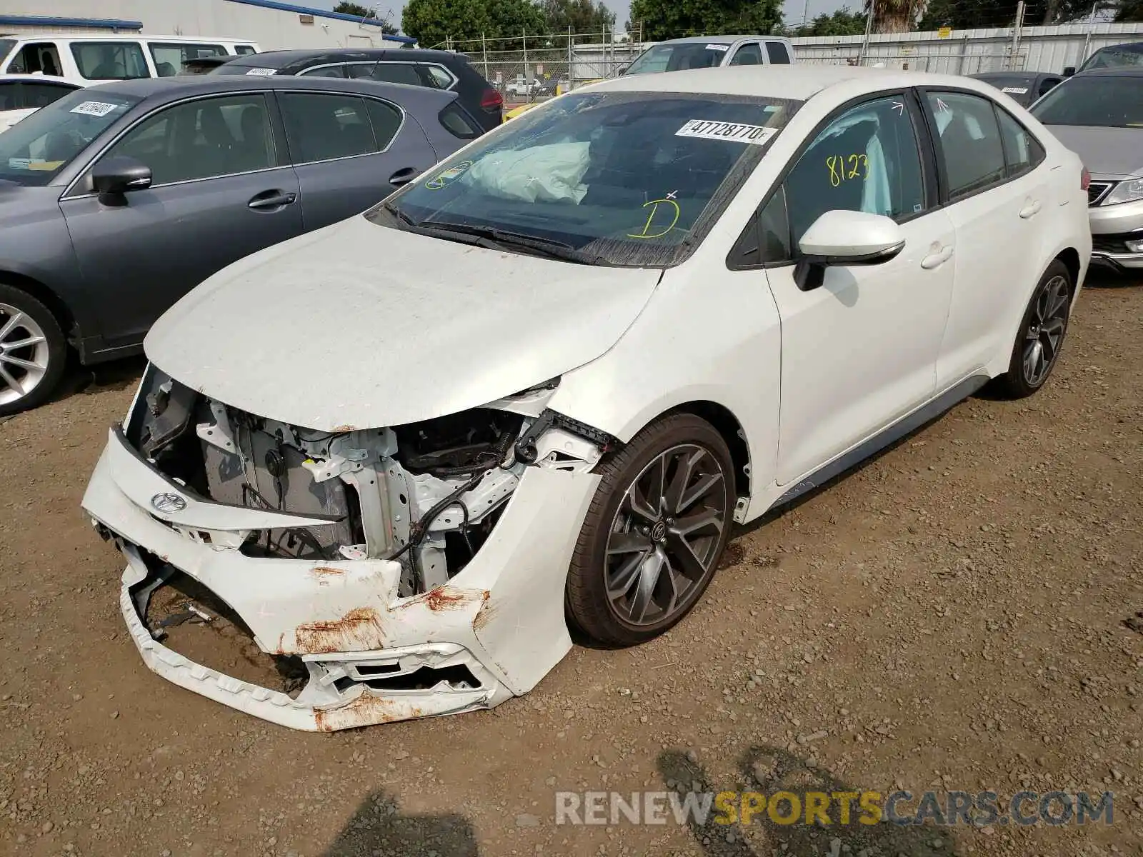 2 Photograph of a damaged car 5YFS4RCE7LP049215 TOYOTA COROLLA 2020