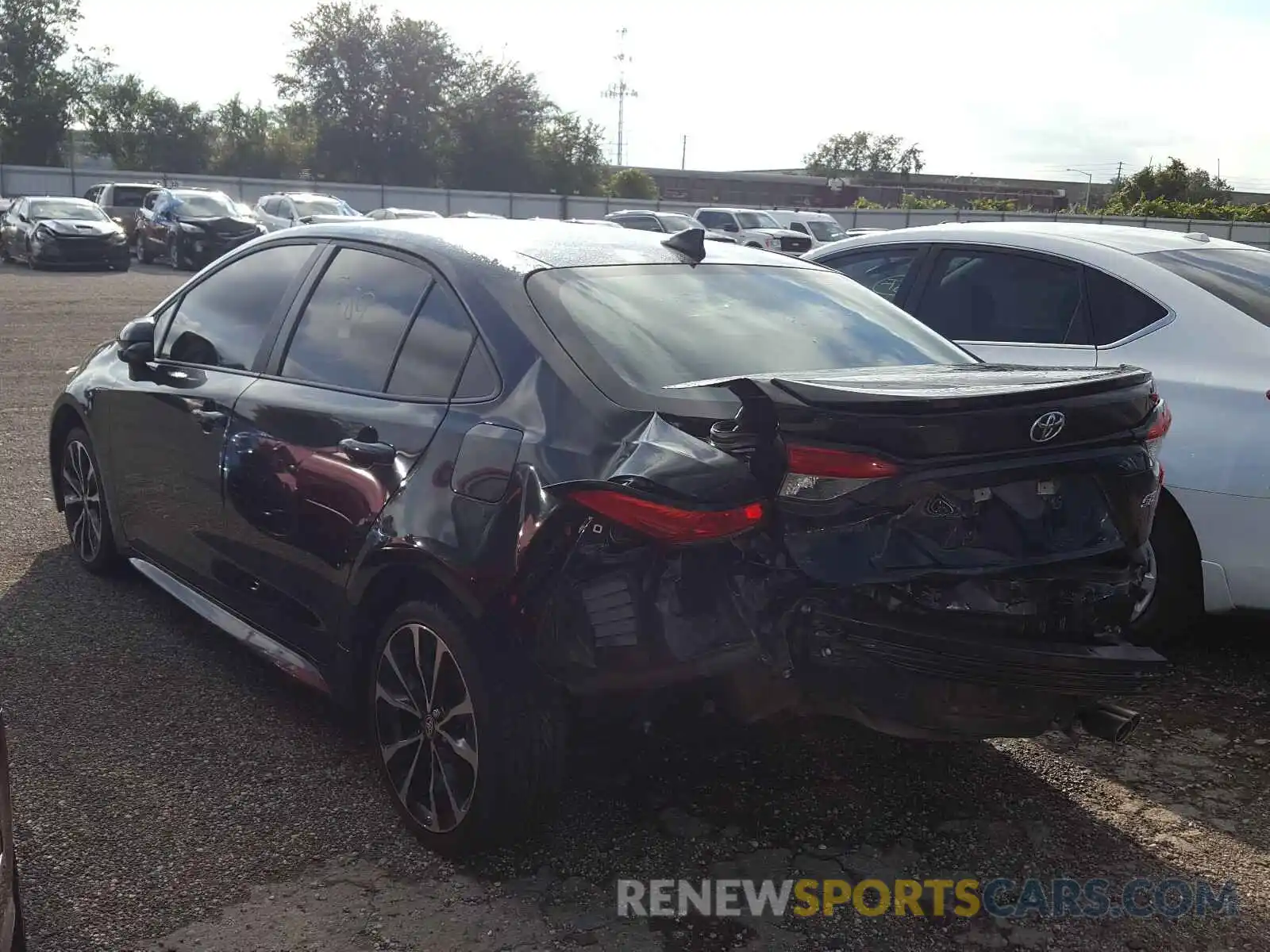 3 Photograph of a damaged car 5YFS4RCE7LP049439 TOYOTA COROLLA 2020