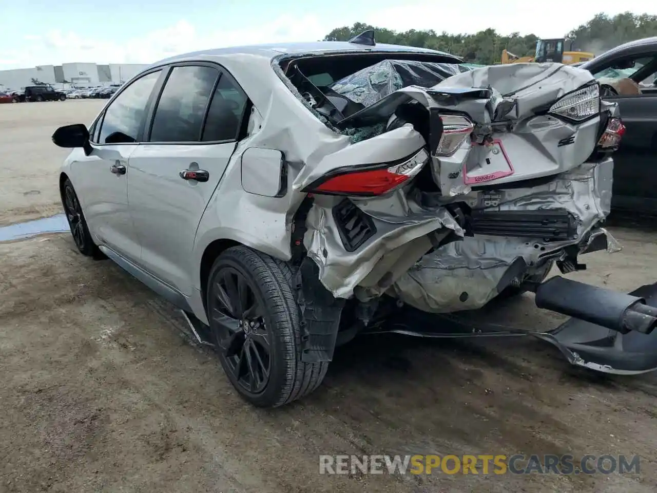 3 Photograph of a damaged car 5YFS4RCE7LP051501 TOYOTA COROLLA 2020