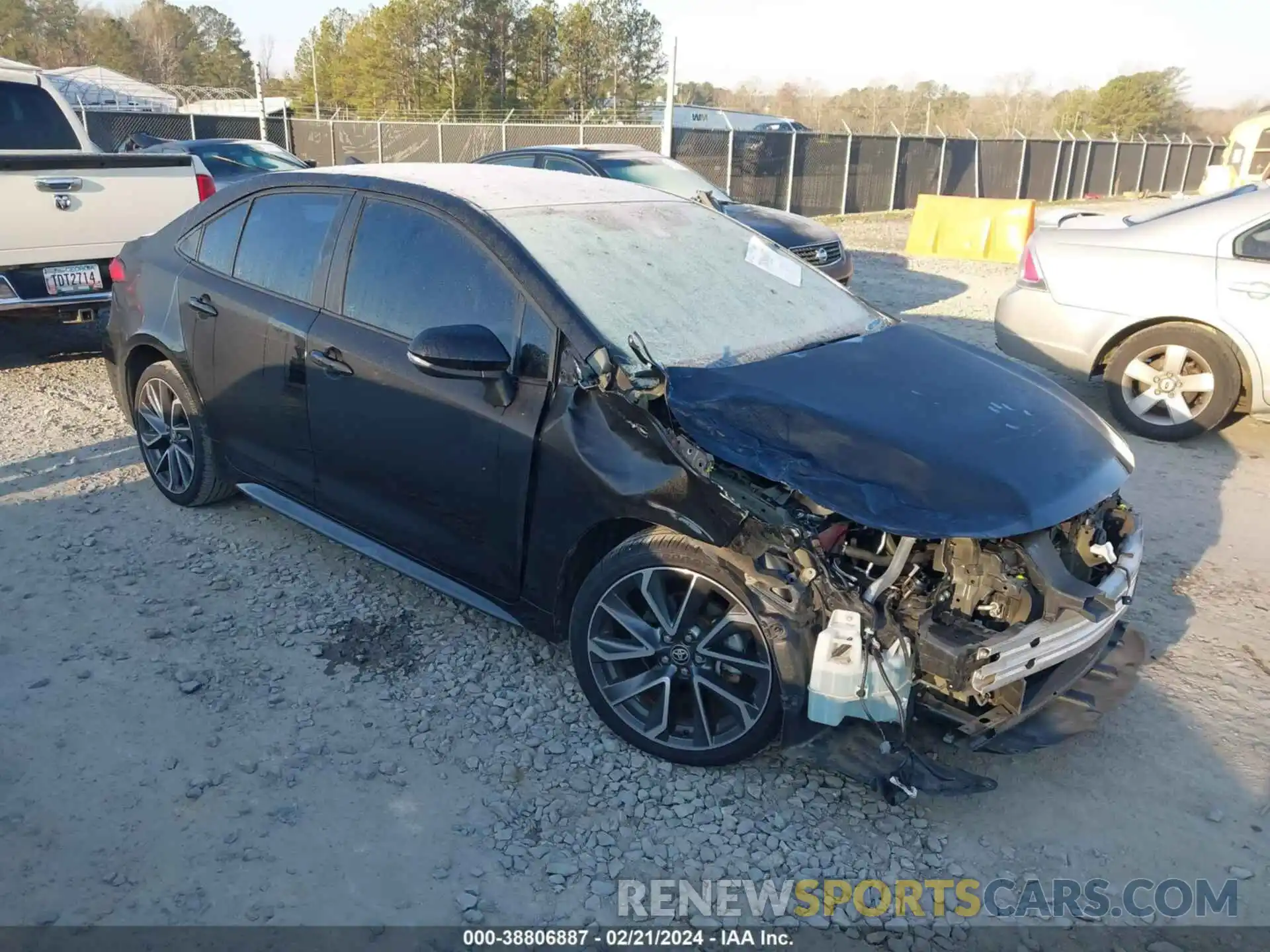 1 Photograph of a damaged car 5YFS4RCE7LP052373 TOYOTA COROLLA 2020