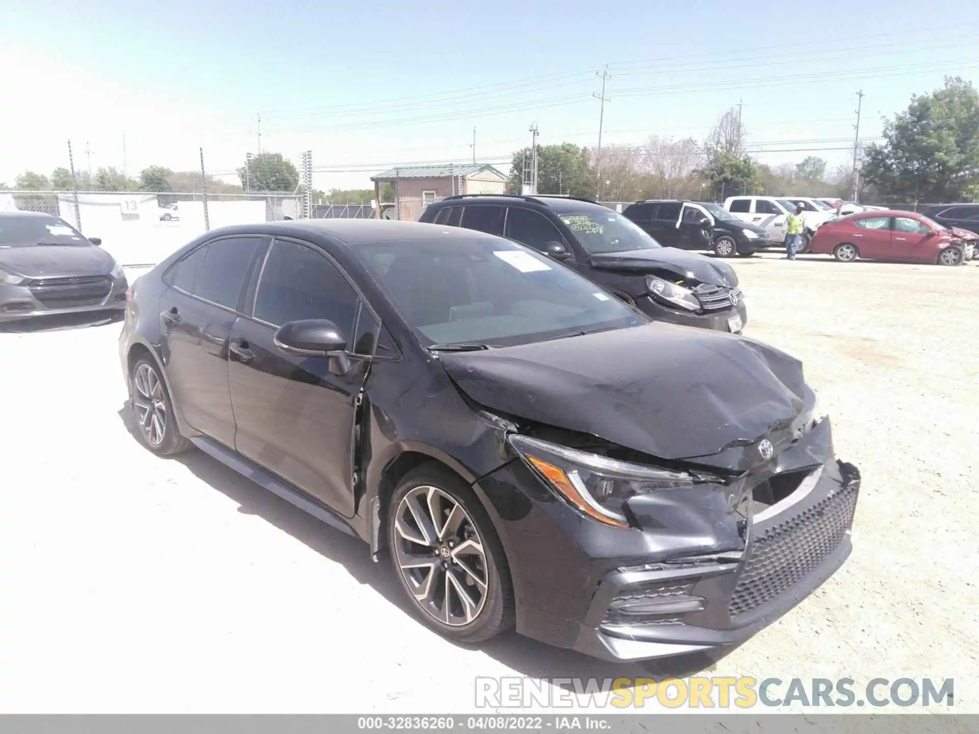 1 Photograph of a damaged car 5YFS4RCE7LP052714 TOYOTA COROLLA 2020