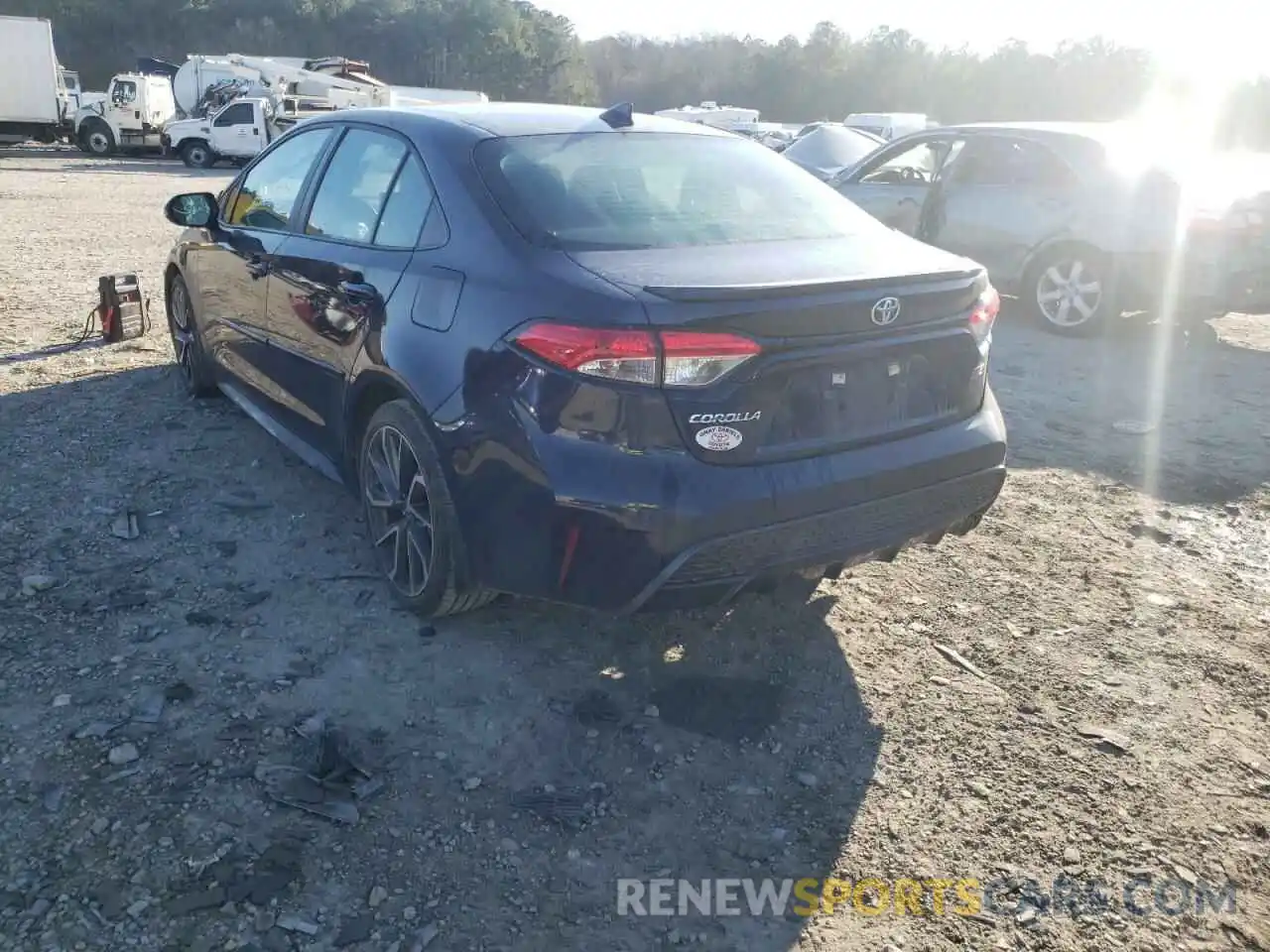 3 Photograph of a damaged car 5YFS4RCE7LP053684 TOYOTA COROLLA 2020