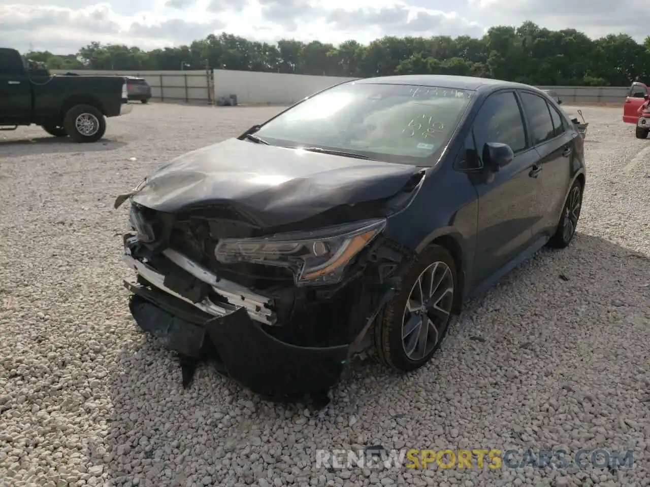 2 Photograph of a damaged car 5YFS4RCE7LP053992 TOYOTA COROLLA 2020