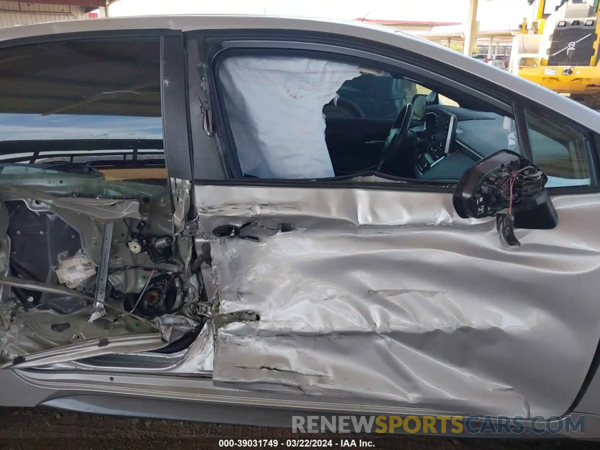13 Photograph of a damaged car 5YFS4RCE7LP054236 TOYOTA COROLLA 2020