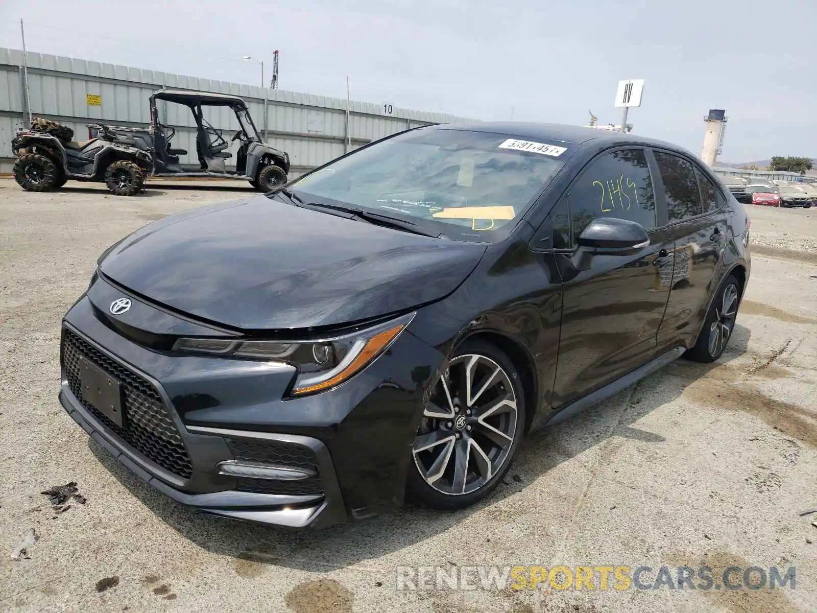 2 Photograph of a damaged car 5YFS4RCE7LP054608 TOYOTA COROLLA 2020