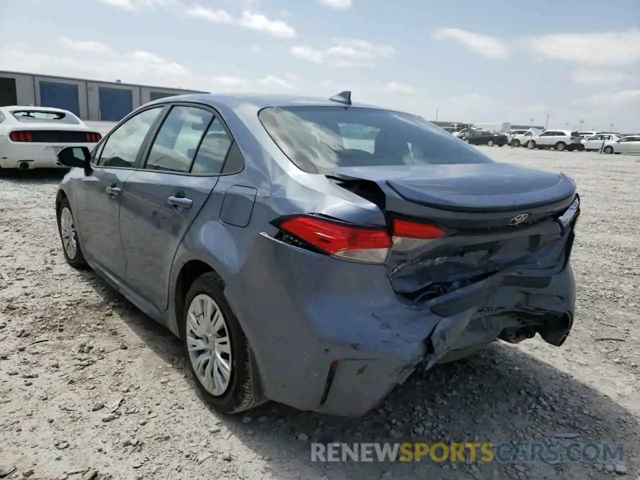 3 Photograph of a damaged car 5YFS4RCE7LP055385 TOYOTA COROLLA 2020