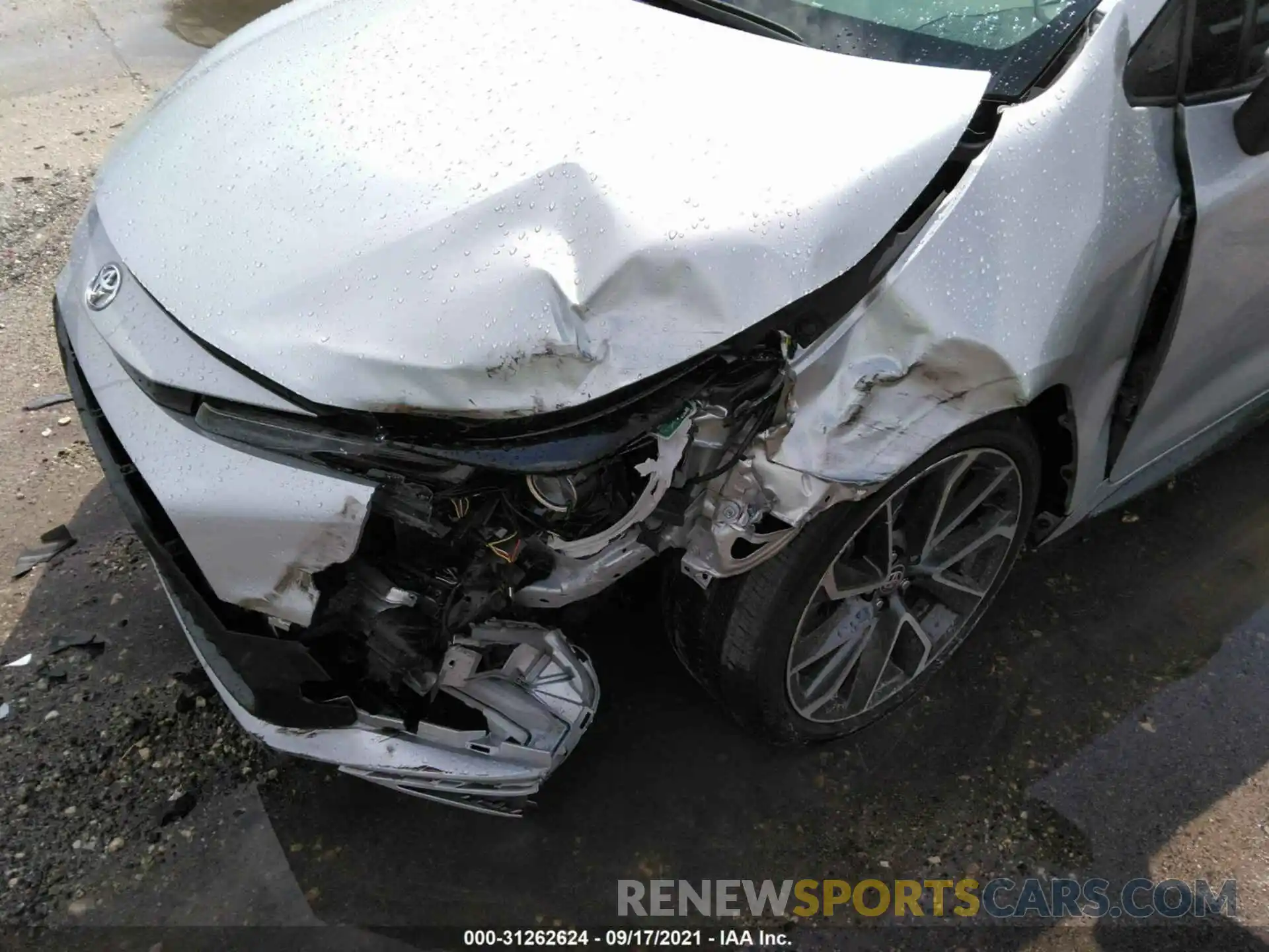 6 Photograph of a damaged car 5YFS4RCE8LP005644 TOYOTA COROLLA 2020