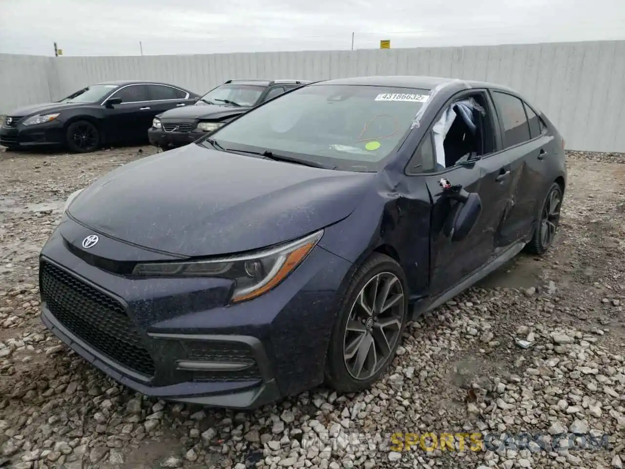 2 Photograph of a damaged car 5YFS4RCE8LP008947 TOYOTA COROLLA 2020