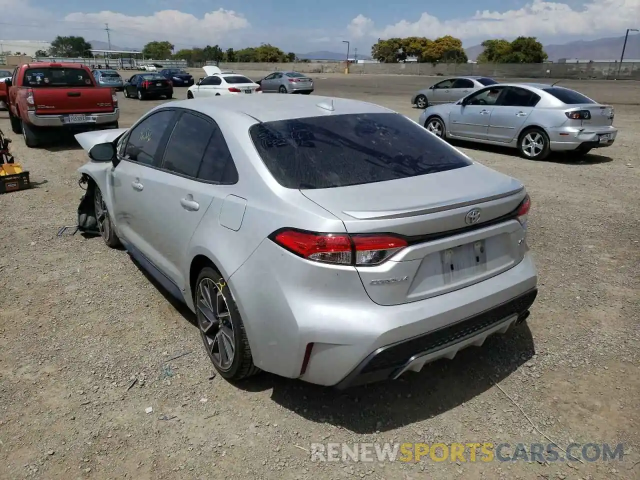 3 Photograph of a damaged car 5YFS4RCE8LP013534 TOYOTA COROLLA 2020