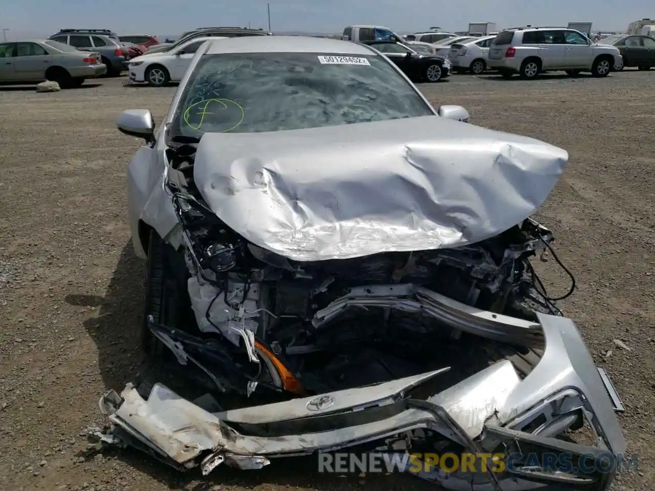 9 Photograph of a damaged car 5YFS4RCE8LP013534 TOYOTA COROLLA 2020