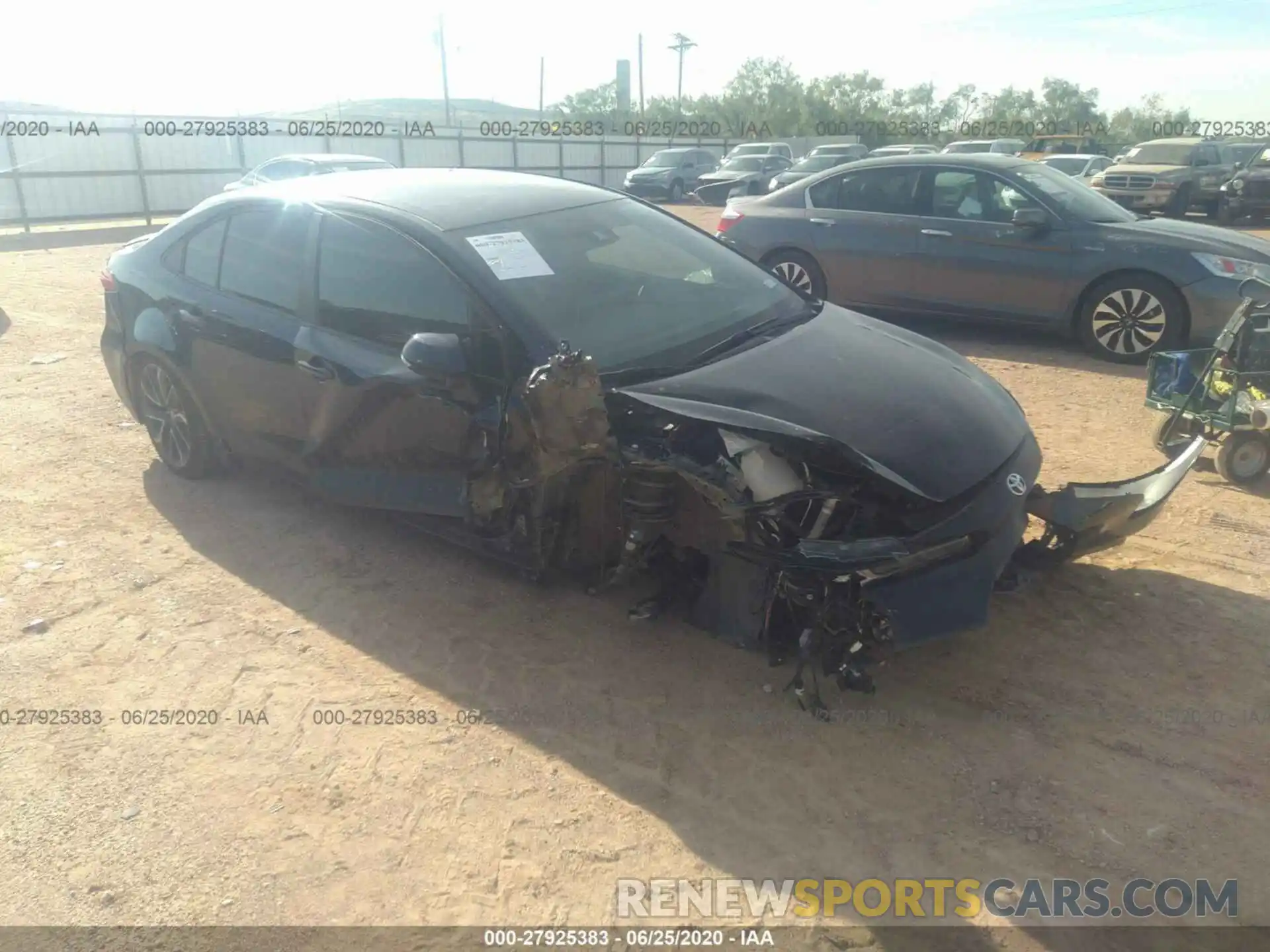 1 Photograph of a damaged car 5YFS4RCE8LP013775 TOYOTA COROLLA 2020