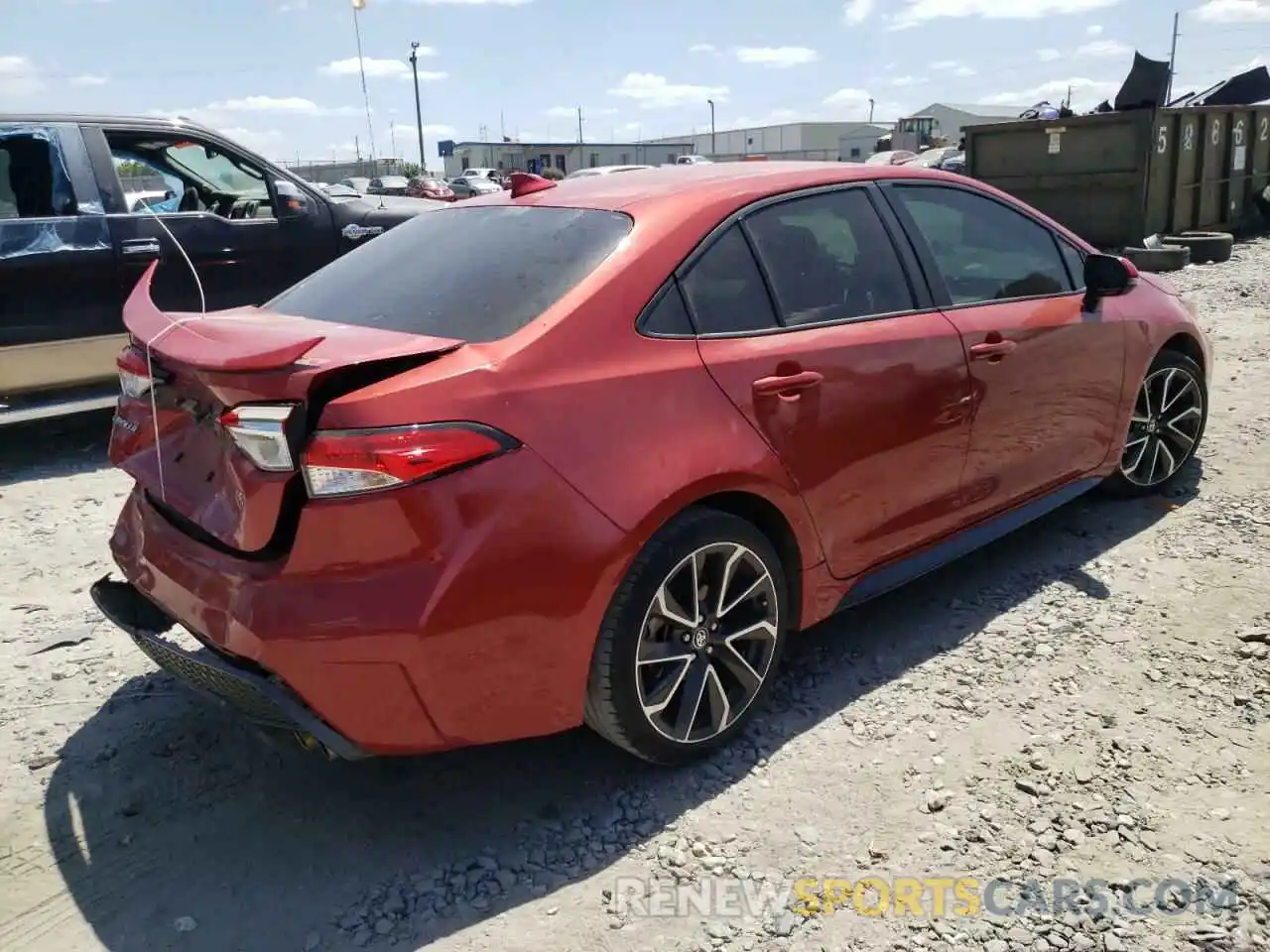 4 Photograph of a damaged car 5YFS4RCE8LP019754 TOYOTA COROLLA 2020