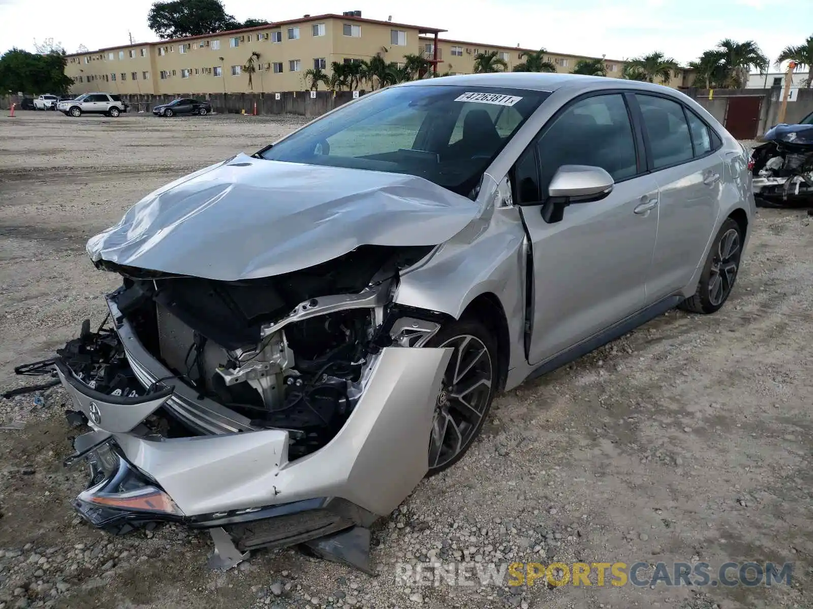 2 Photograph of a damaged car 5YFS4RCE8LP021939 TOYOTA COROLLA 2020