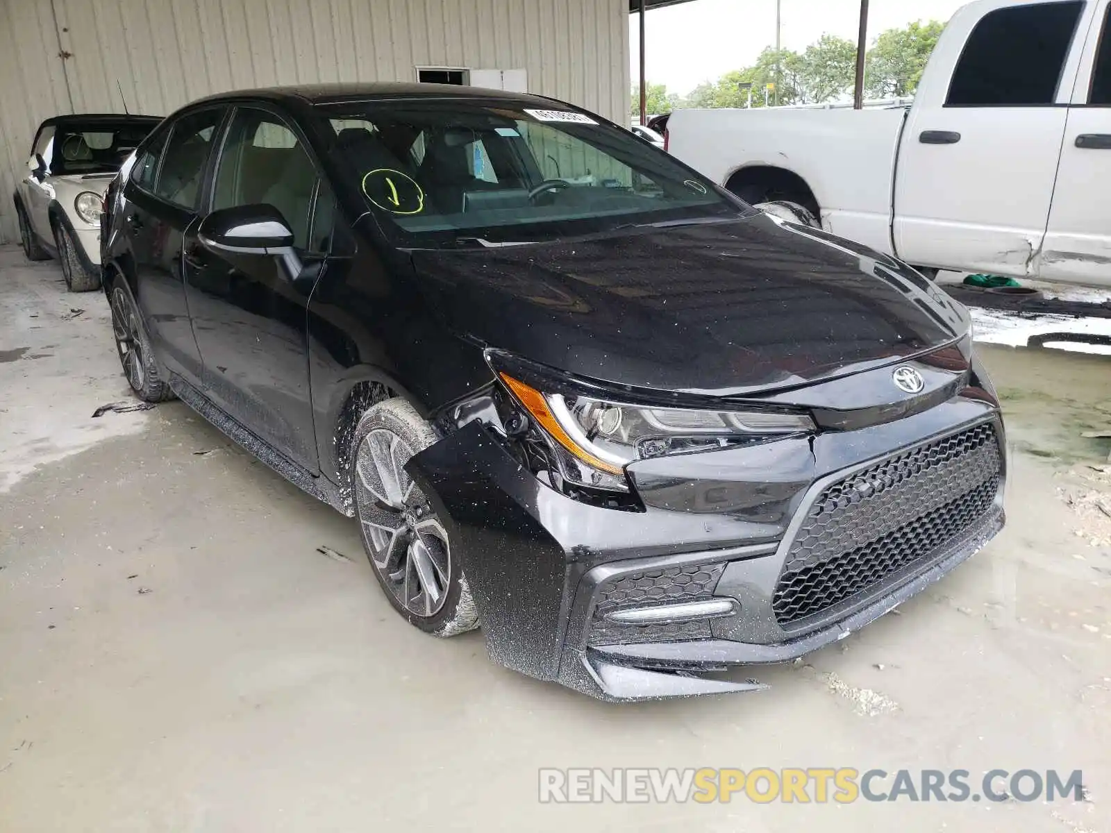 1 Photograph of a damaged car 5YFS4RCE8LP022041 TOYOTA COROLLA 2020