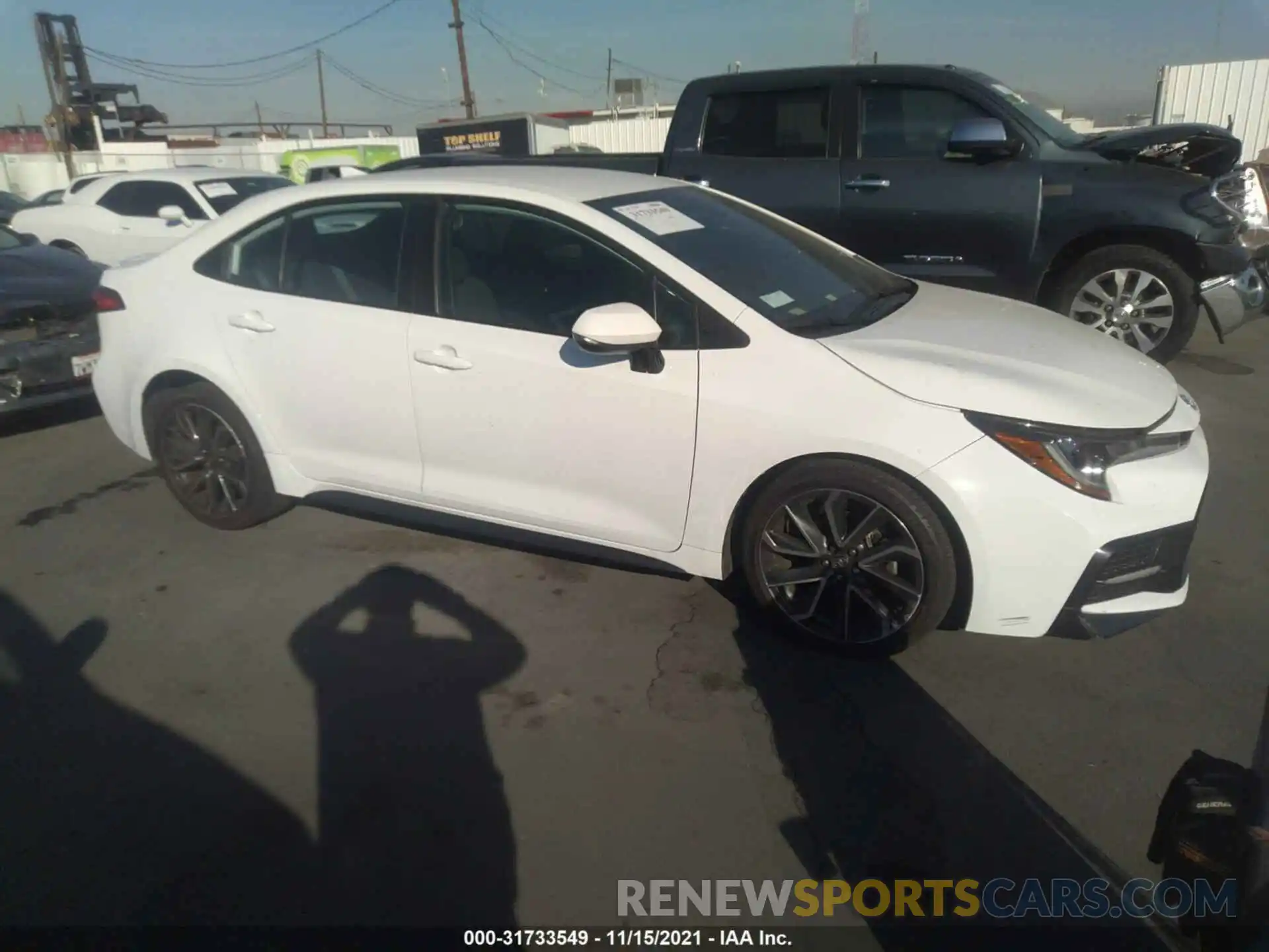 1 Photograph of a damaged car 5YFS4RCE8LP024761 TOYOTA COROLLA 2020