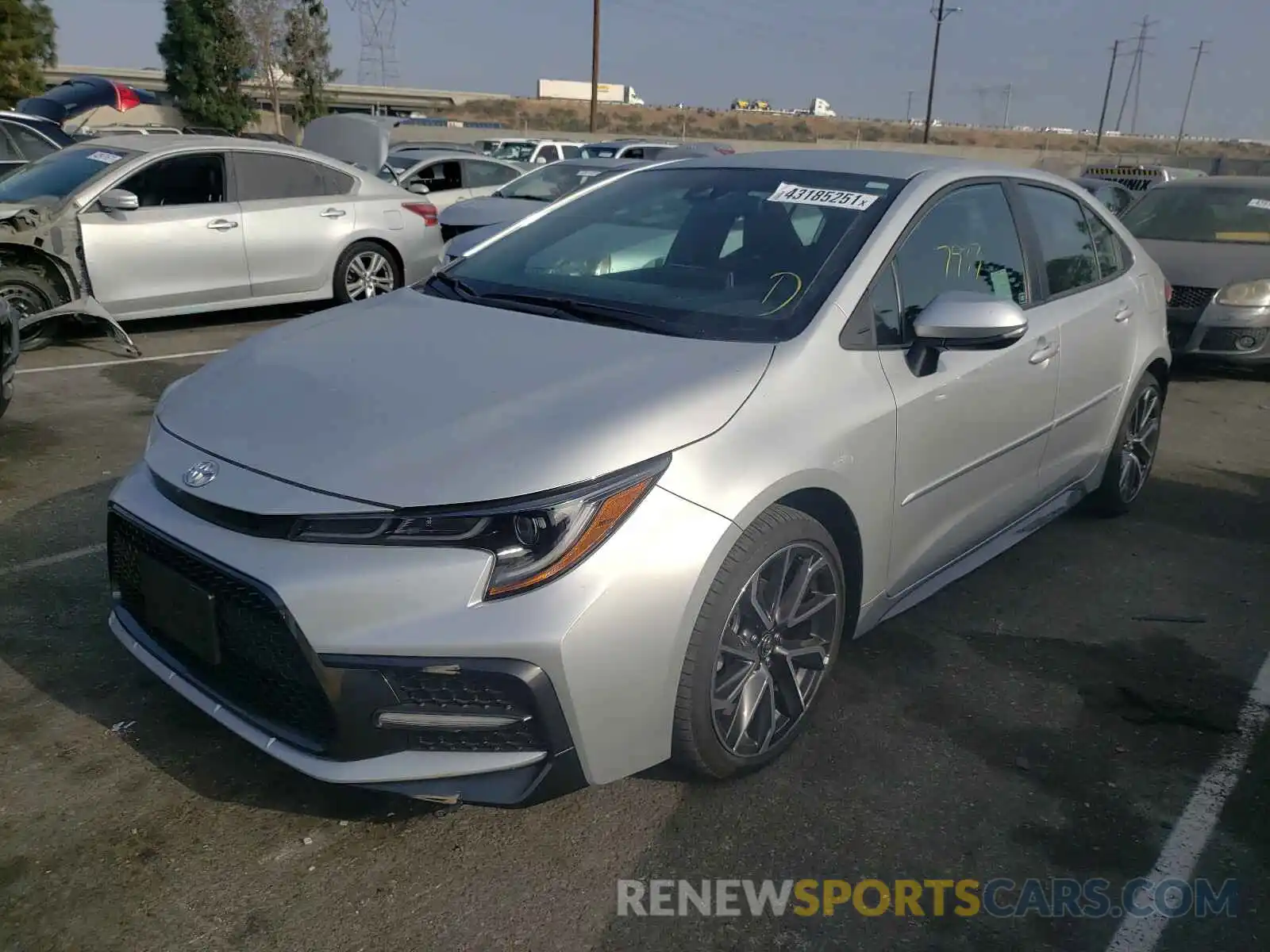 2 Photograph of a damaged car 5YFS4RCE8LP030687 TOYOTA COROLLA 2020