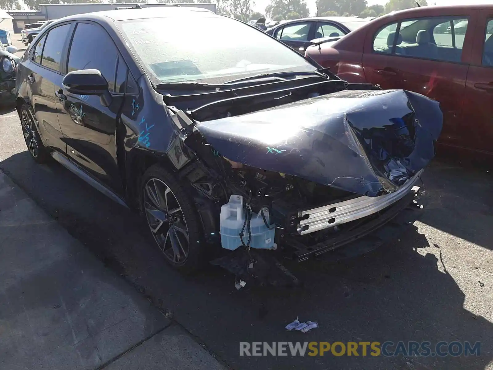 1 Photograph of a damaged car 5YFS4RCE8LP031063 TOYOTA COROLLA 2020