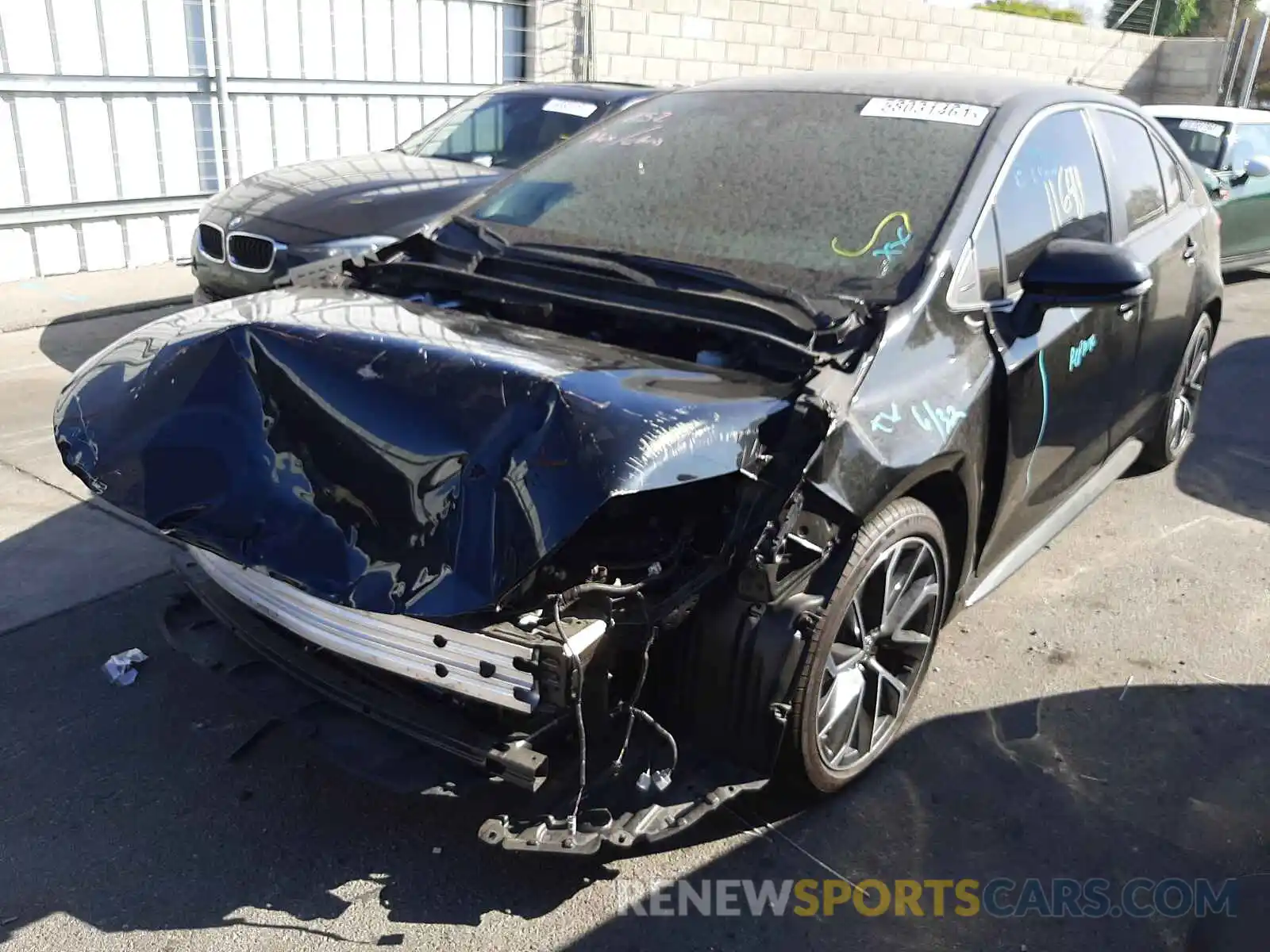 2 Photograph of a damaged car 5YFS4RCE8LP031063 TOYOTA COROLLA 2020