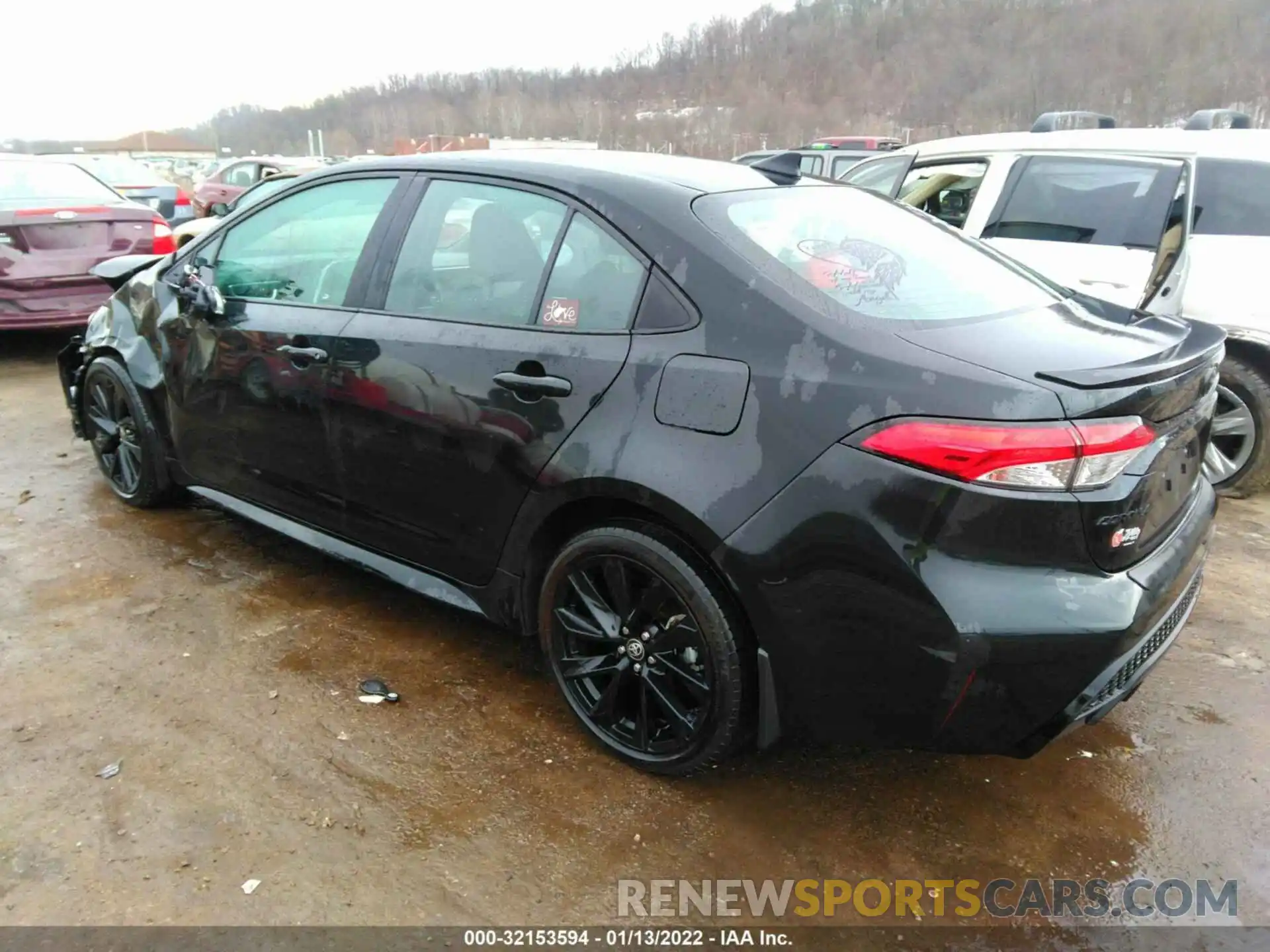 3 Photograph of a damaged car 5YFS4RCE8LP031080 TOYOTA COROLLA 2020