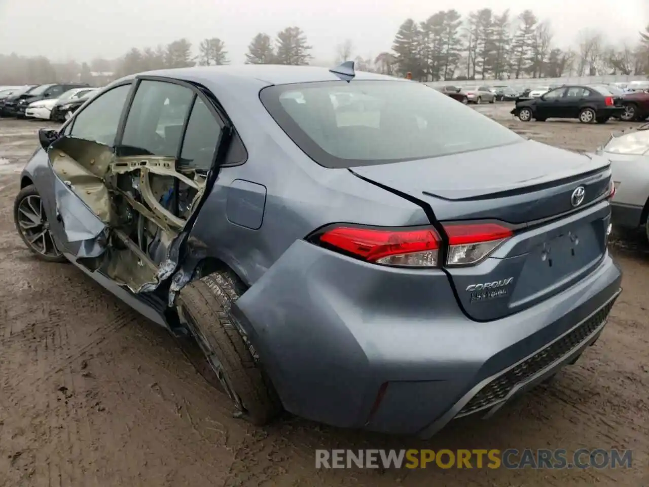 3 Photograph of a damaged car 5YFS4RCE8LP035064 TOYOTA COROLLA 2020