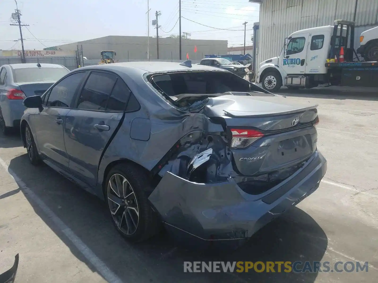 3 Photograph of a damaged car 5YFS4RCE8LP036893 TOYOTA COROLLA 2020