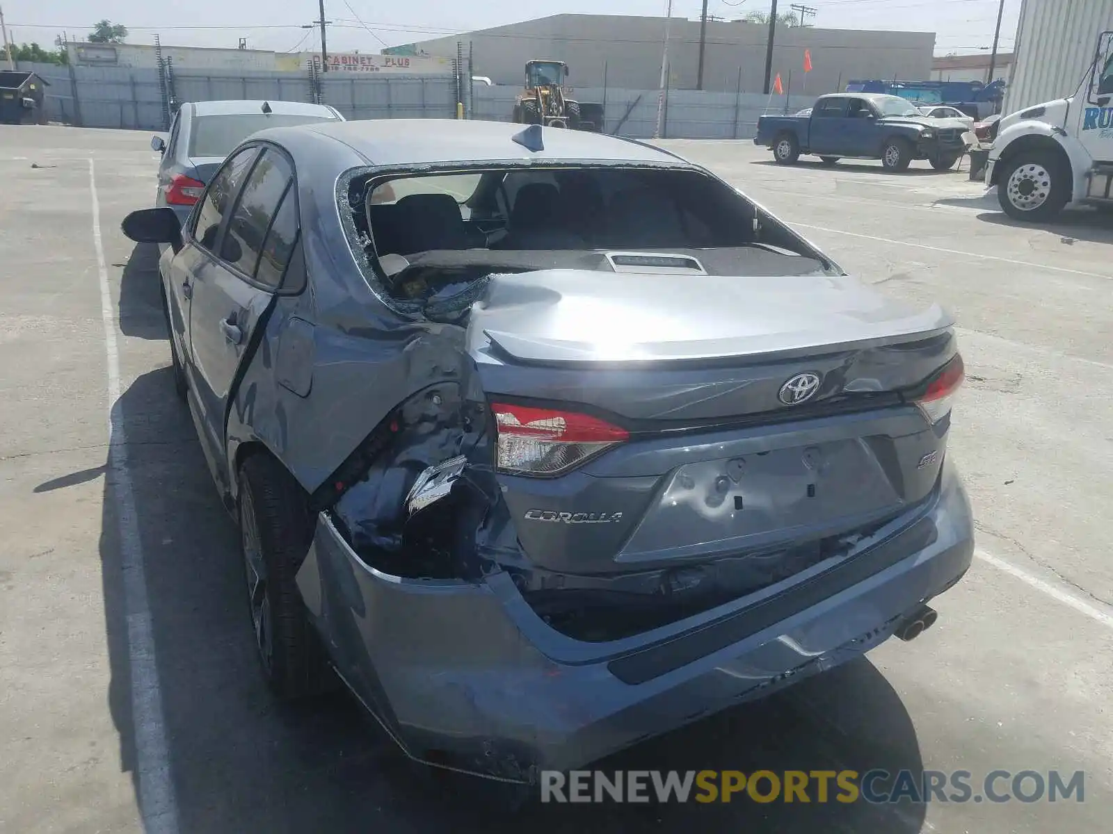 9 Photograph of a damaged car 5YFS4RCE8LP036893 TOYOTA COROLLA 2020