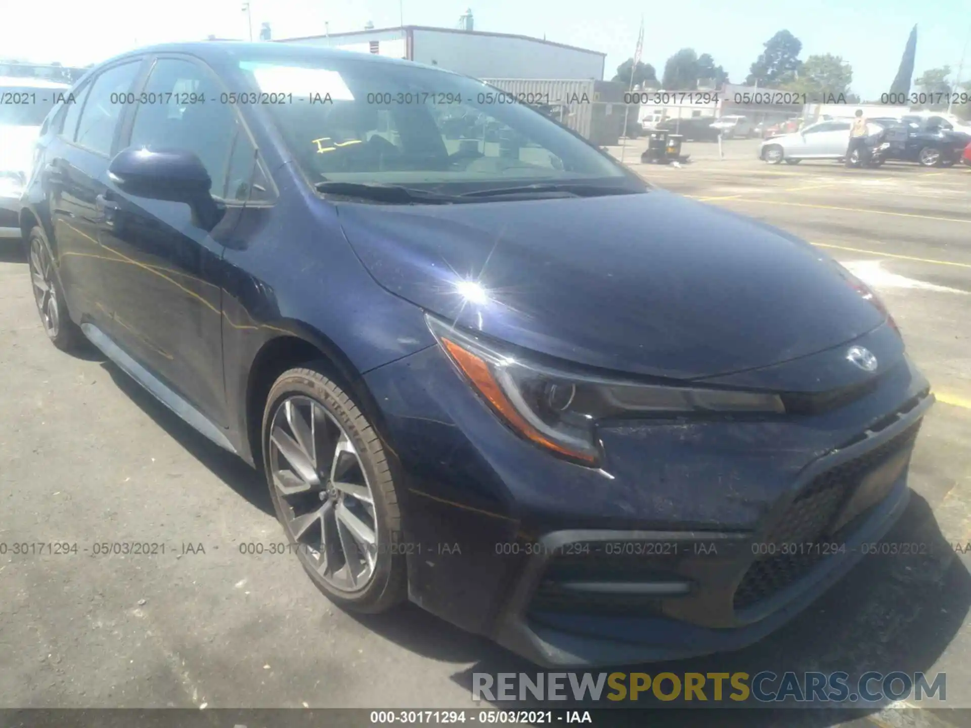 1 Photograph of a damaged car 5YFS4RCE8LP038966 TOYOTA COROLLA 2020