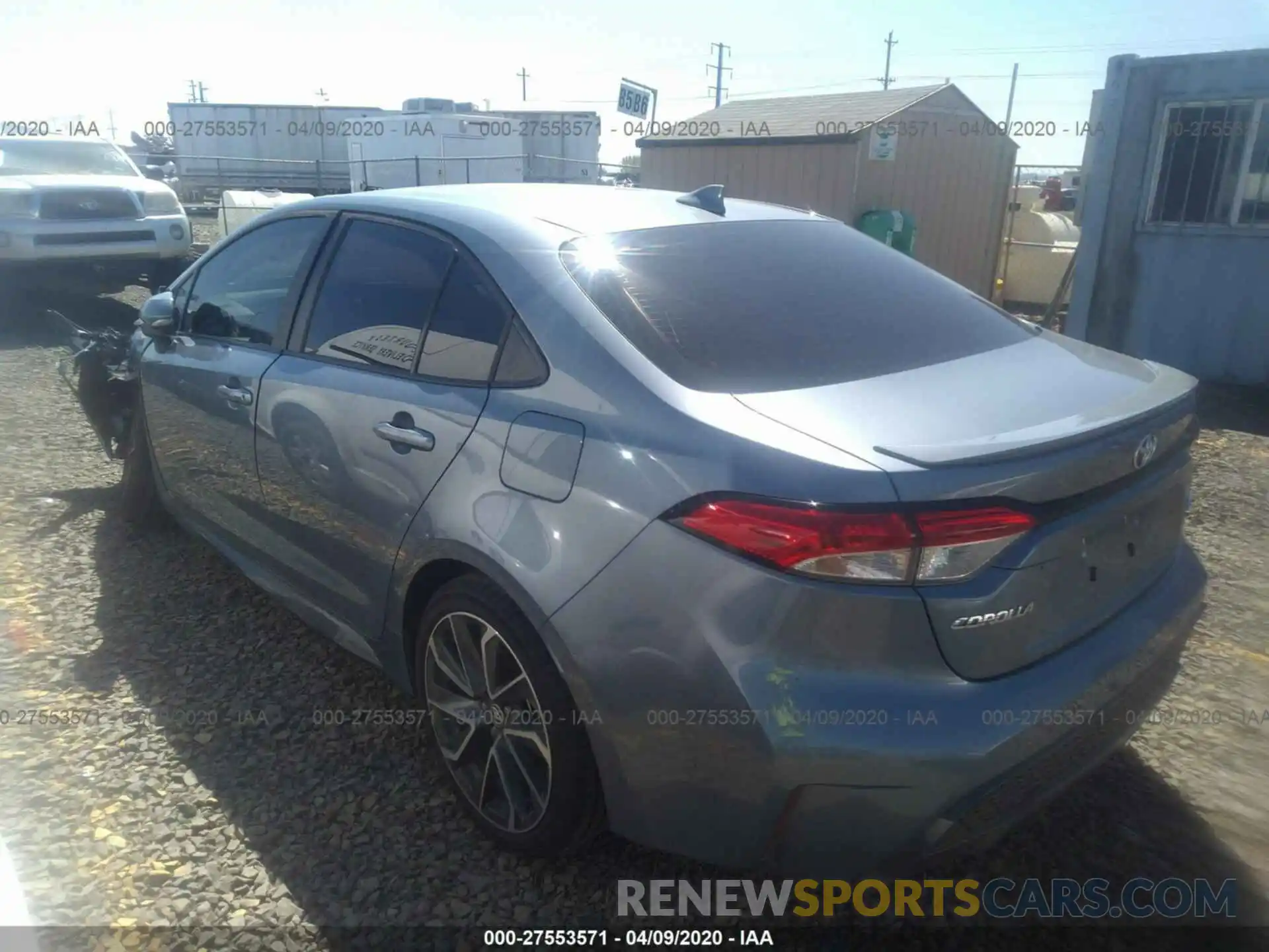 3 Photograph of a damaged car 5YFS4RCE8LP039101 TOYOTA COROLLA 2020