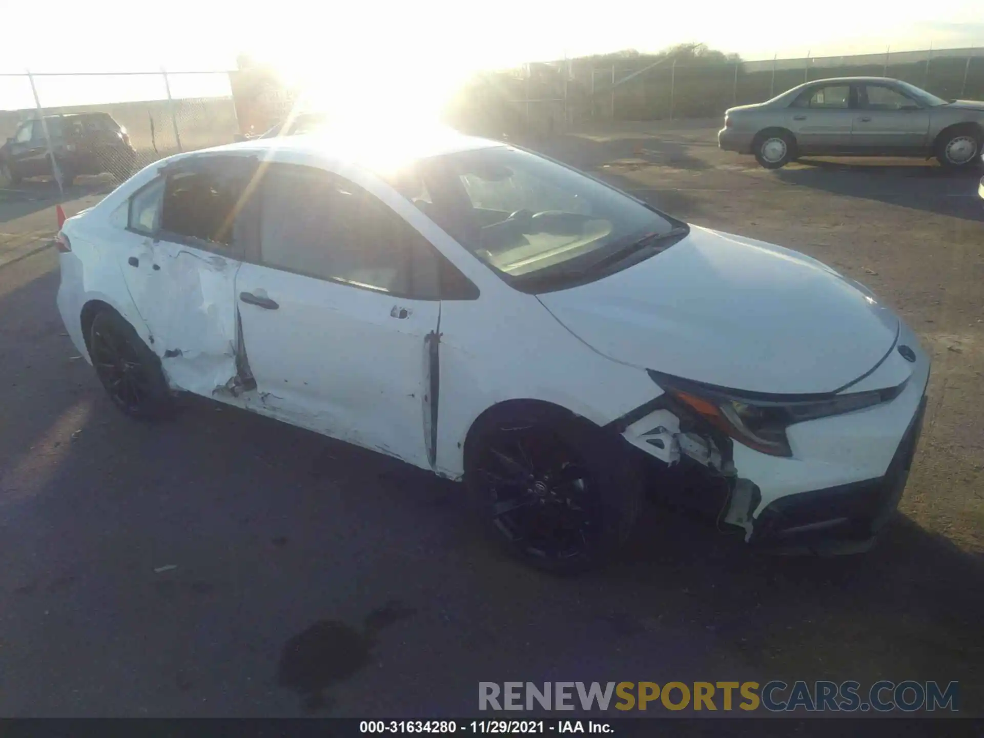 1 Photograph of a damaged car 5YFS4RCE8LP040412 TOYOTA COROLLA 2020