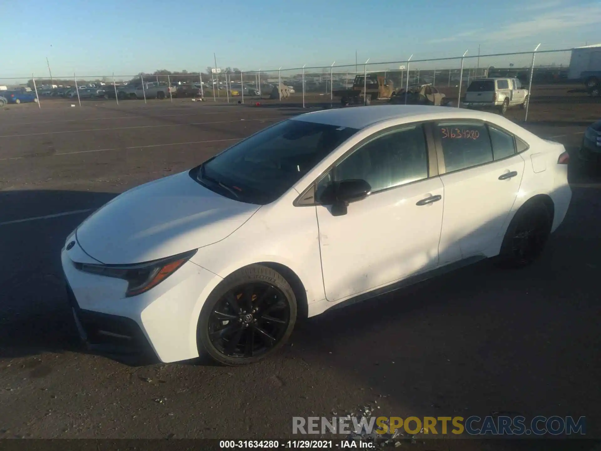 2 Photograph of a damaged car 5YFS4RCE8LP040412 TOYOTA COROLLA 2020