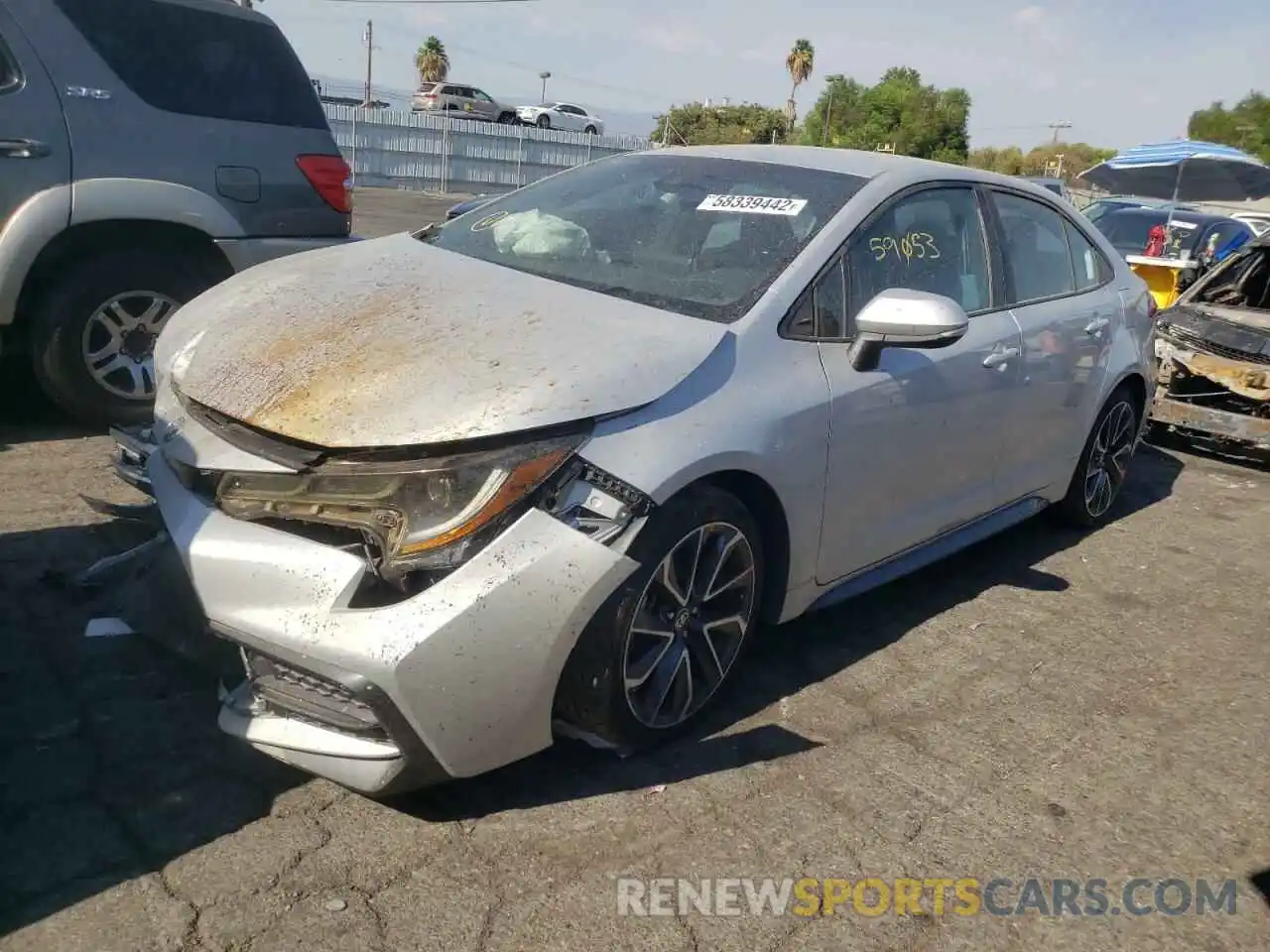 2 Photograph of a damaged car 5YFS4RCE8LP040782 TOYOTA COROLLA 2020