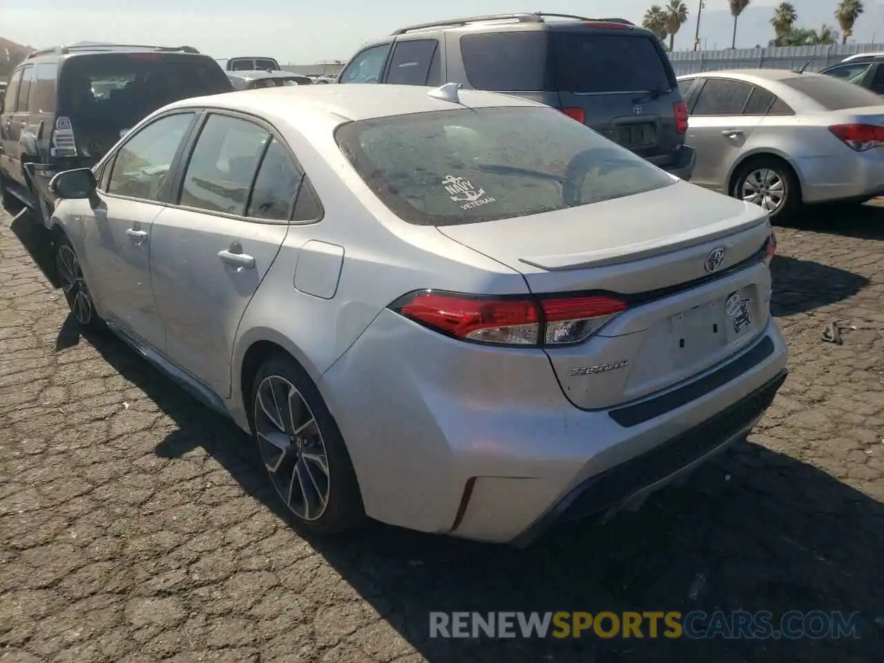 3 Photograph of a damaged car 5YFS4RCE8LP040782 TOYOTA COROLLA 2020