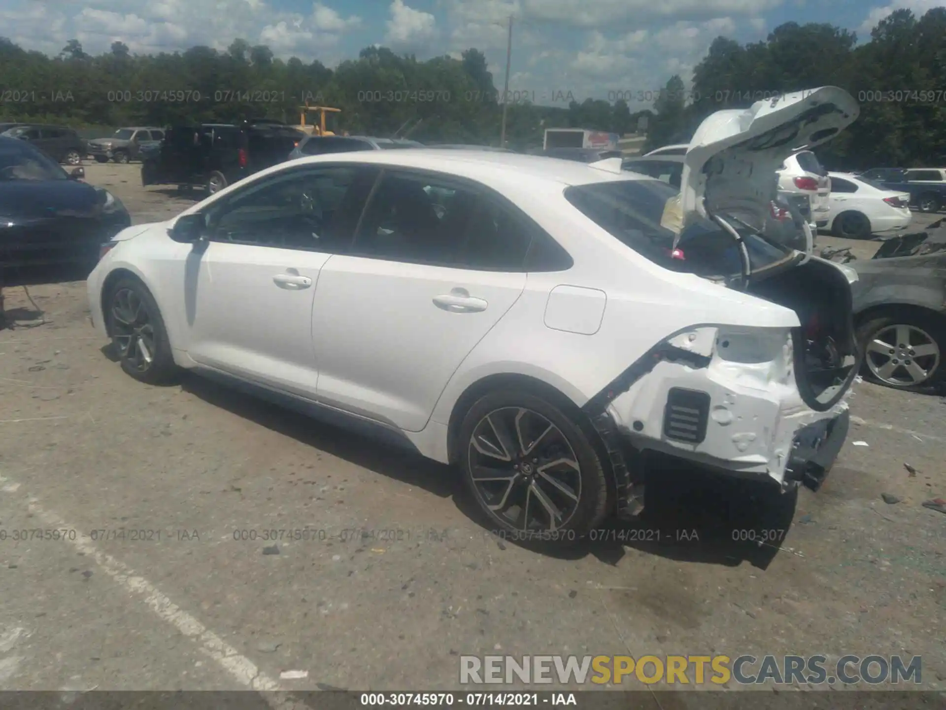 3 Photograph of a damaged car 5YFS4RCE8LP041933 TOYOTA COROLLA 2020