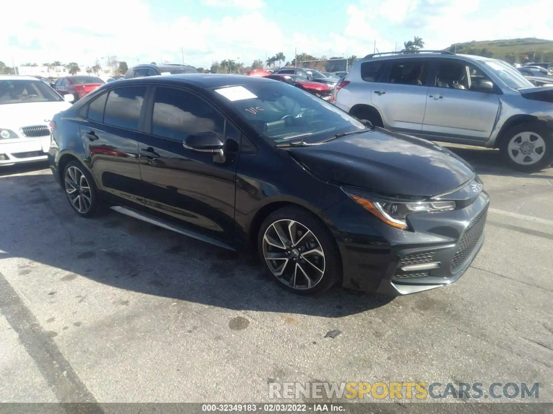 1 Photograph of a damaged car 5YFS4RCE8LP044511 TOYOTA COROLLA 2020