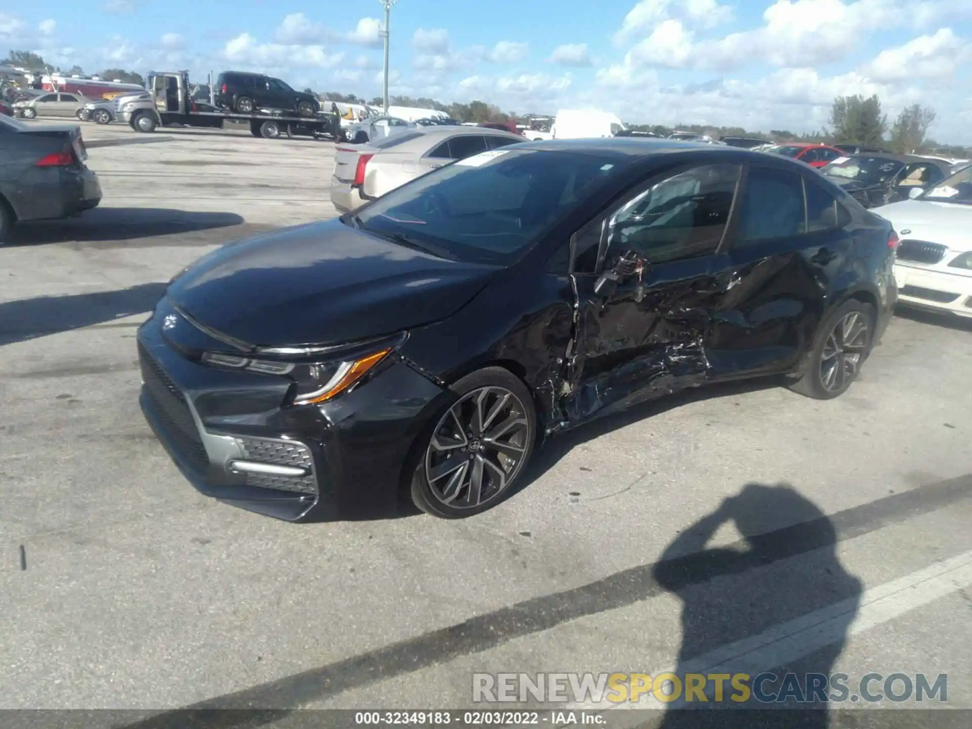 2 Photograph of a damaged car 5YFS4RCE8LP044511 TOYOTA COROLLA 2020