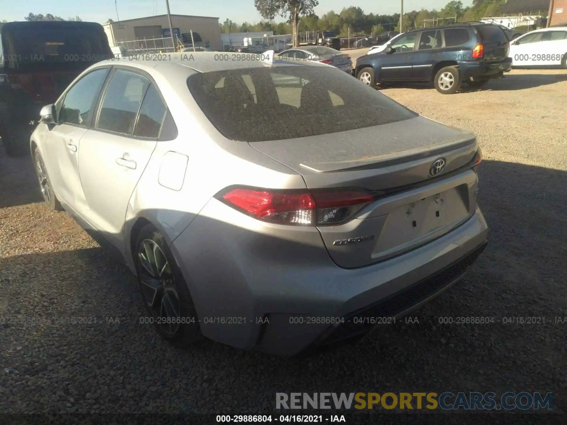 3 Photograph of a damaged car 5YFS4RCE8LP046047 TOYOTA COROLLA 2020