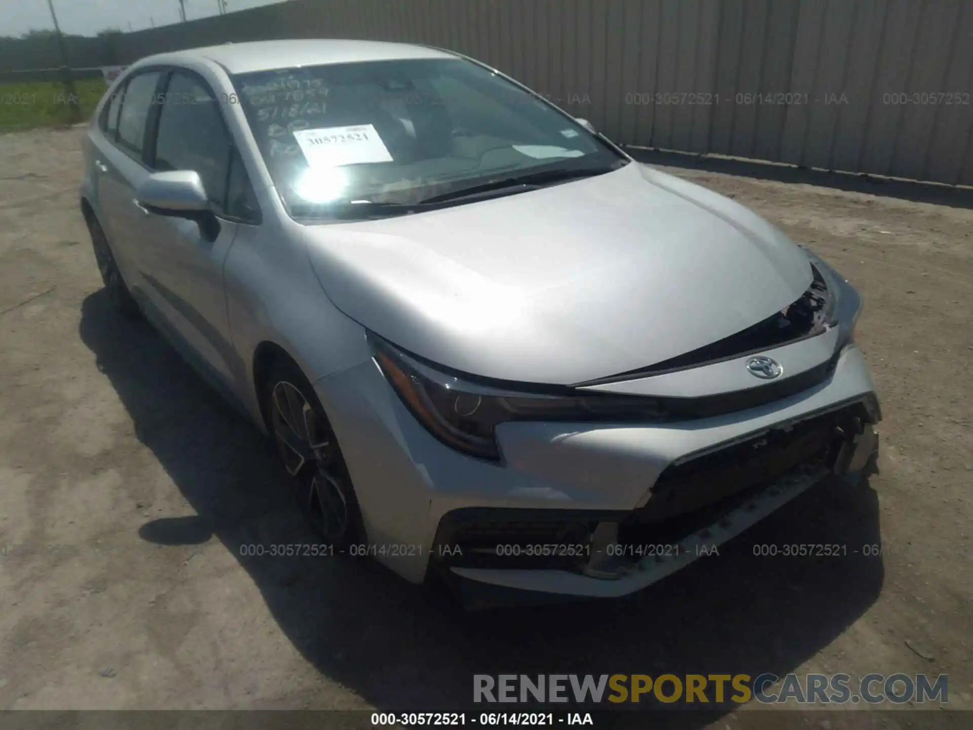 1 Photograph of a damaged car 5YFS4RCE8LP047859 TOYOTA COROLLA 2020