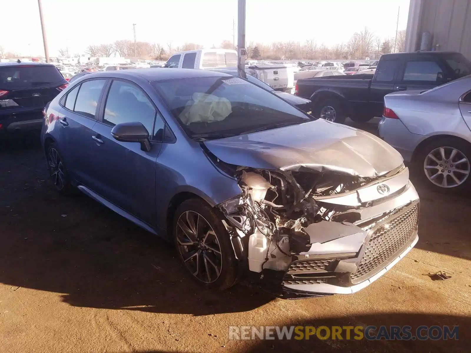 1 Photograph of a damaged car 5YFS4RCE8LP049739 TOYOTA COROLLA 2020