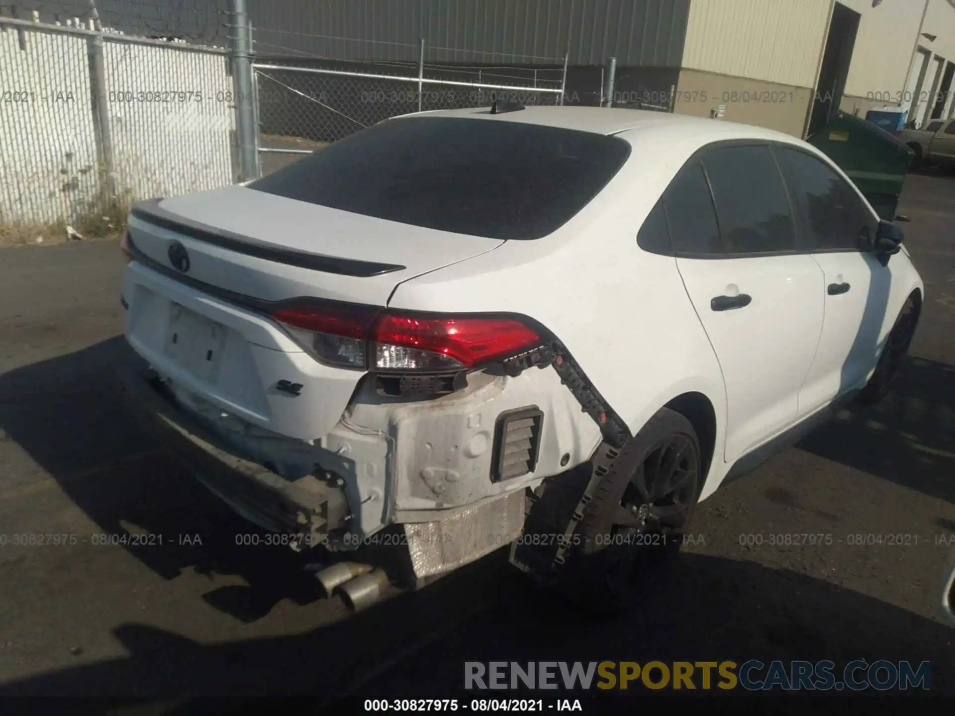 4 Photograph of a damaged car 5YFS4RCE8LP050258 TOYOTA COROLLA 2020