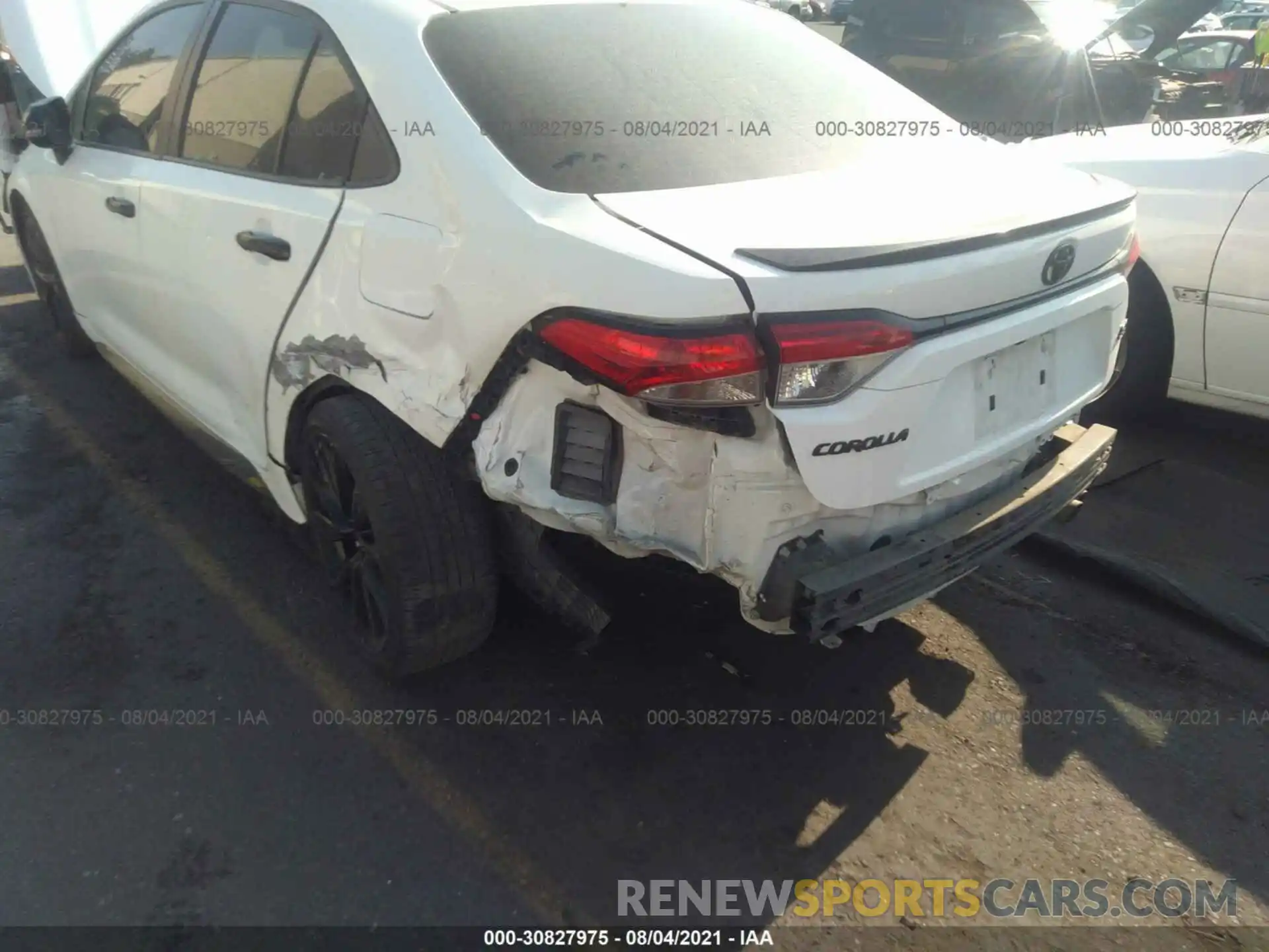 6 Photograph of a damaged car 5YFS4RCE8LP050258 TOYOTA COROLLA 2020