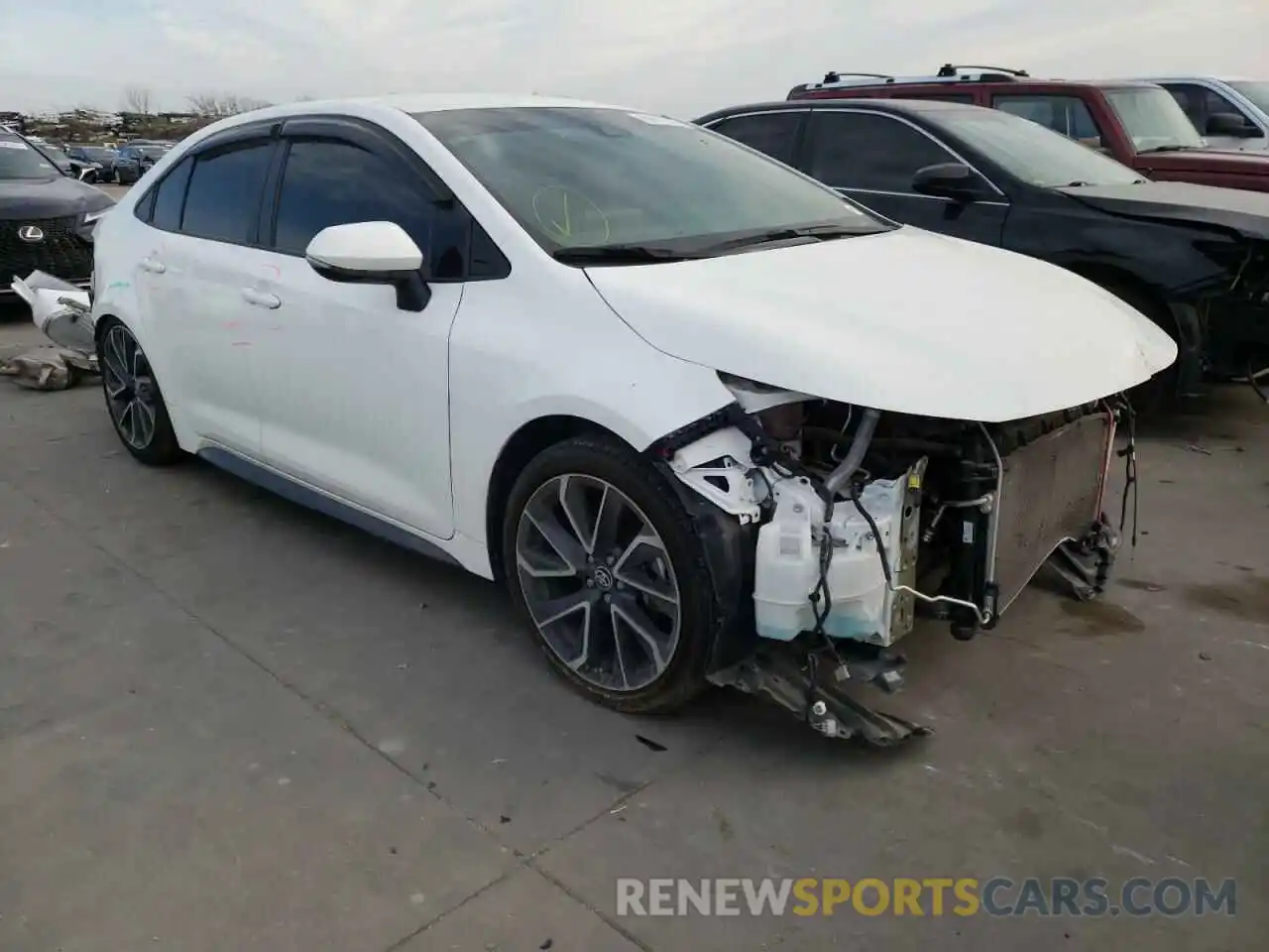 1 Photograph of a damaged car 5YFS4RCE8LP050860 TOYOTA COROLLA 2020