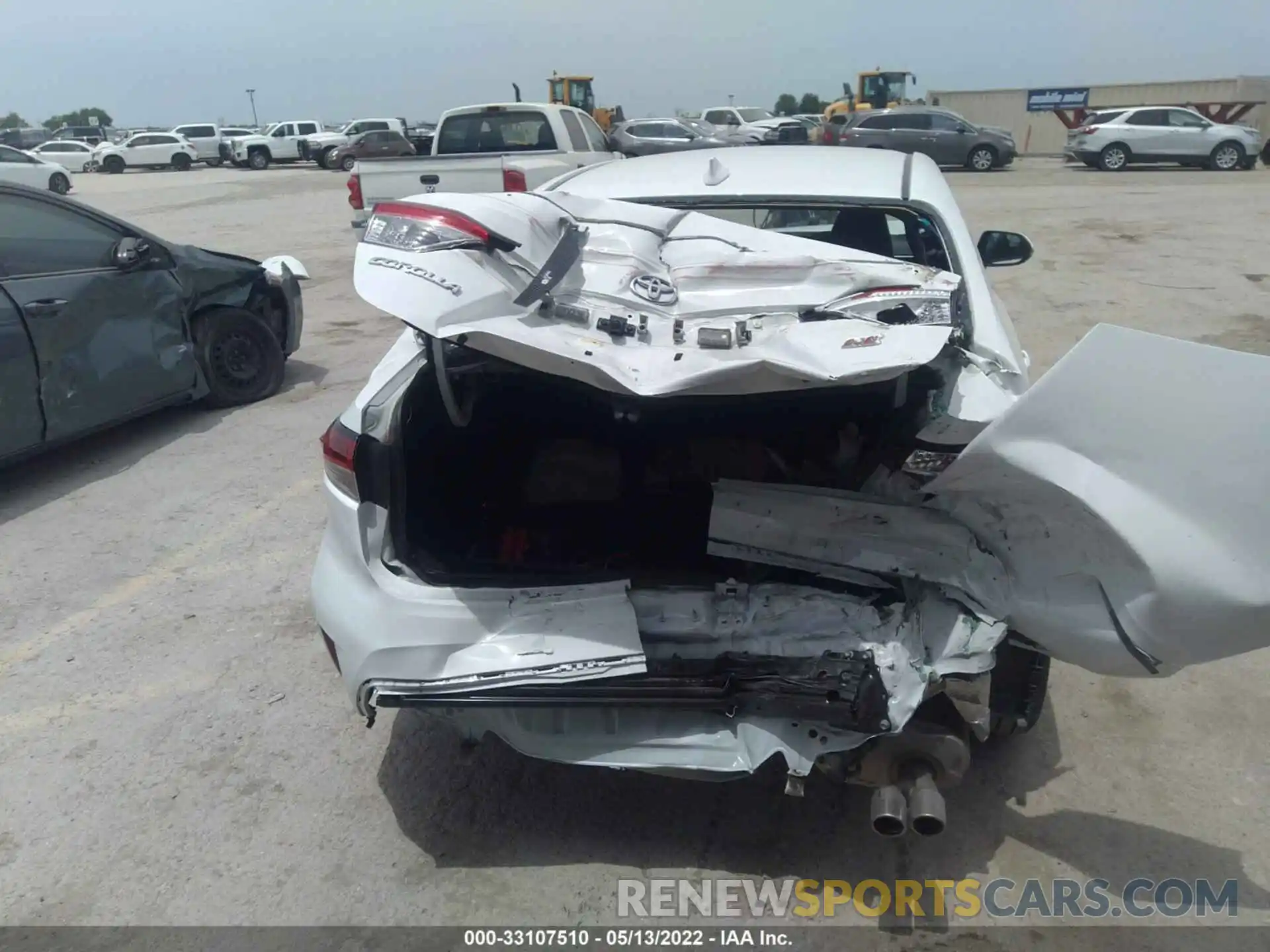 6 Photograph of a damaged car 5YFS4RCE8LP054049 TOYOTA COROLLA 2020