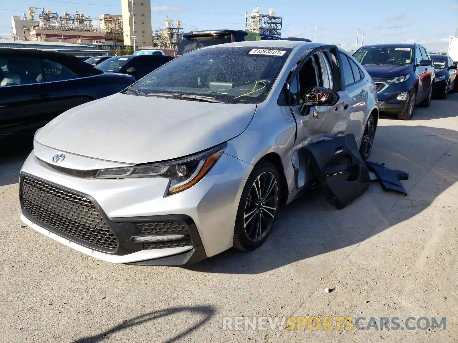 2 Photograph of a damaged car 5YFS4RCE8LP055699 TOYOTA COROLLA 2020