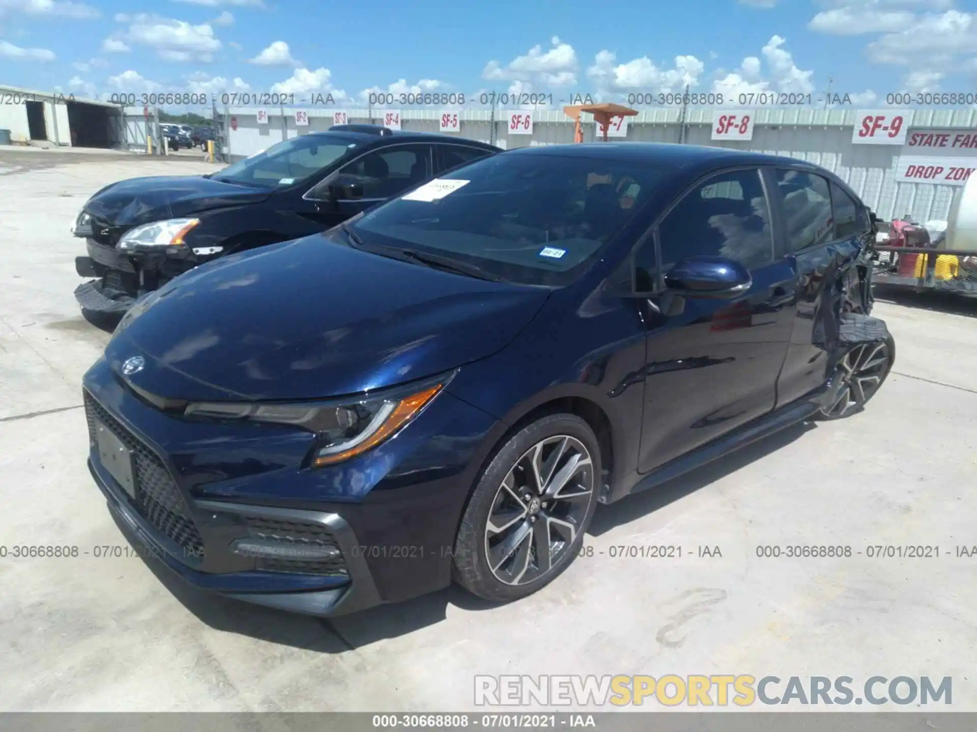 2 Photograph of a damaged car 5YFS4RCE9LP008682 TOYOTA COROLLA 2020