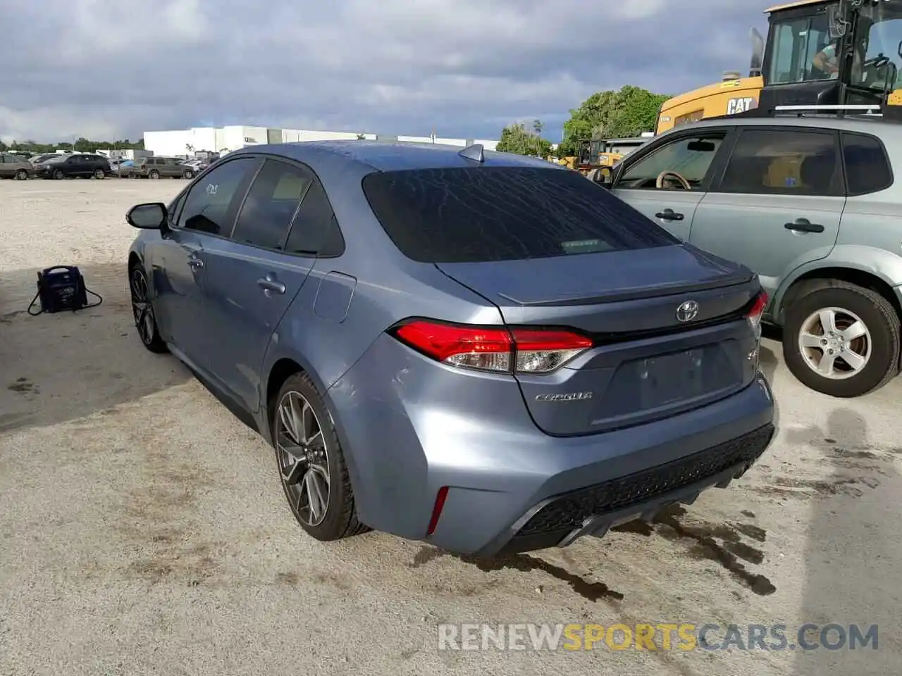 3 Photograph of a damaged car 5YFS4RCE9LP009895 TOYOTA COROLLA 2020