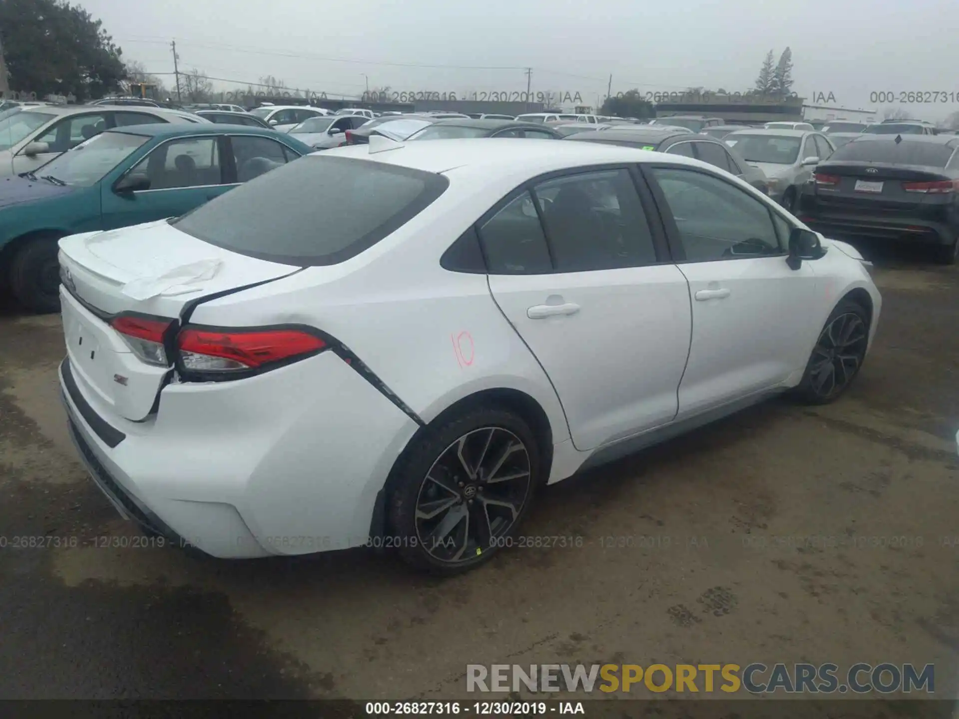 4 Photograph of a damaged car 5YFS4RCE9LP011792 TOYOTA COROLLA 2020