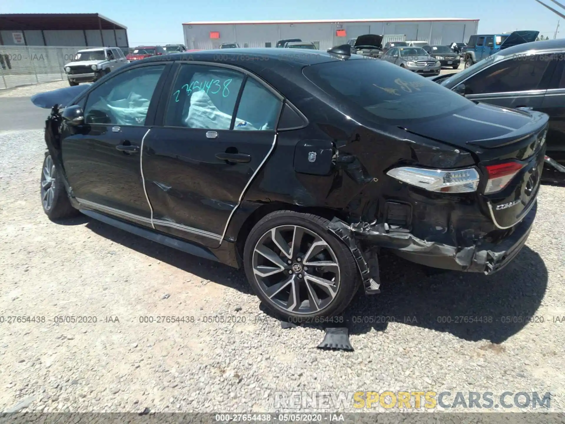 3 Photograph of a damaged car 5YFS4RCE9LP013641 TOYOTA COROLLA 2020