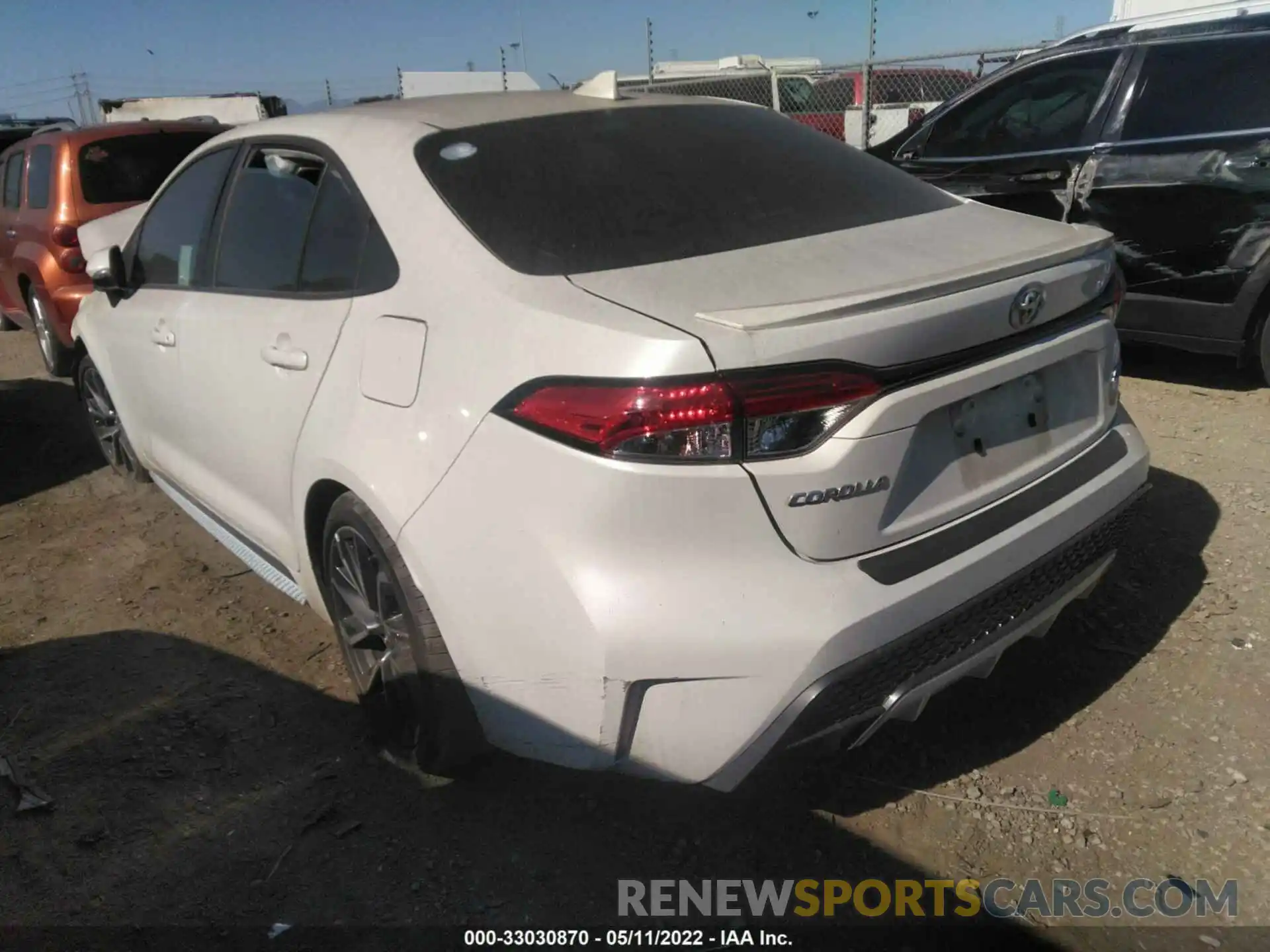 3 Photograph of a damaged car 5YFS4RCE9LP025613 TOYOTA COROLLA 2020