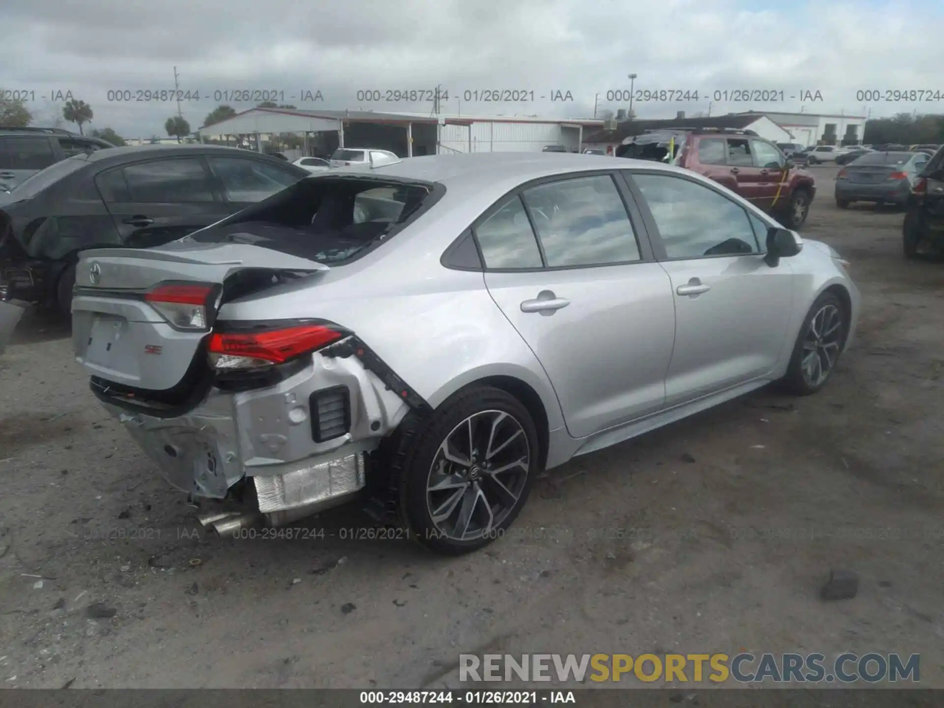 4 Photograph of a damaged car 5YFS4RCE9LP030777 TOYOTA COROLLA 2020